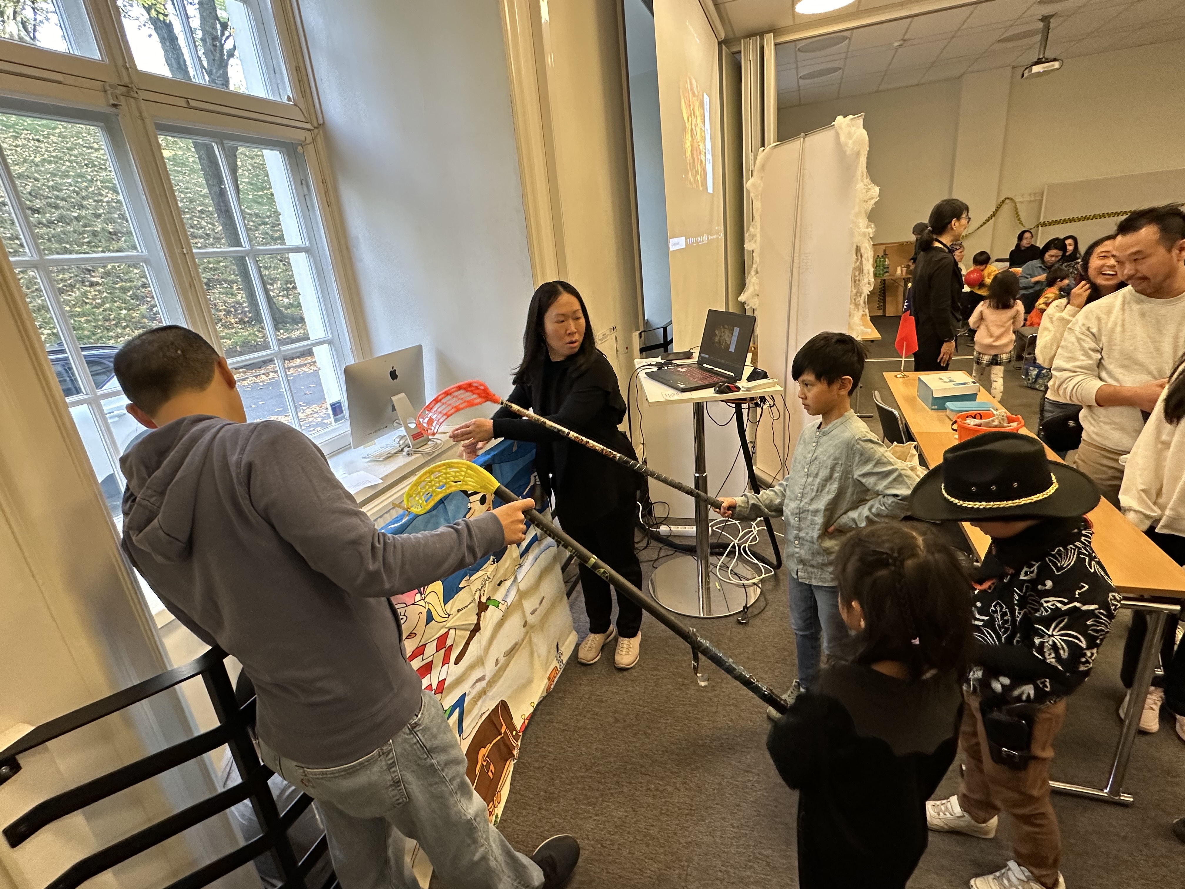 漢昇中文學校  /  2024 國慶與萬聖節合併活動 1