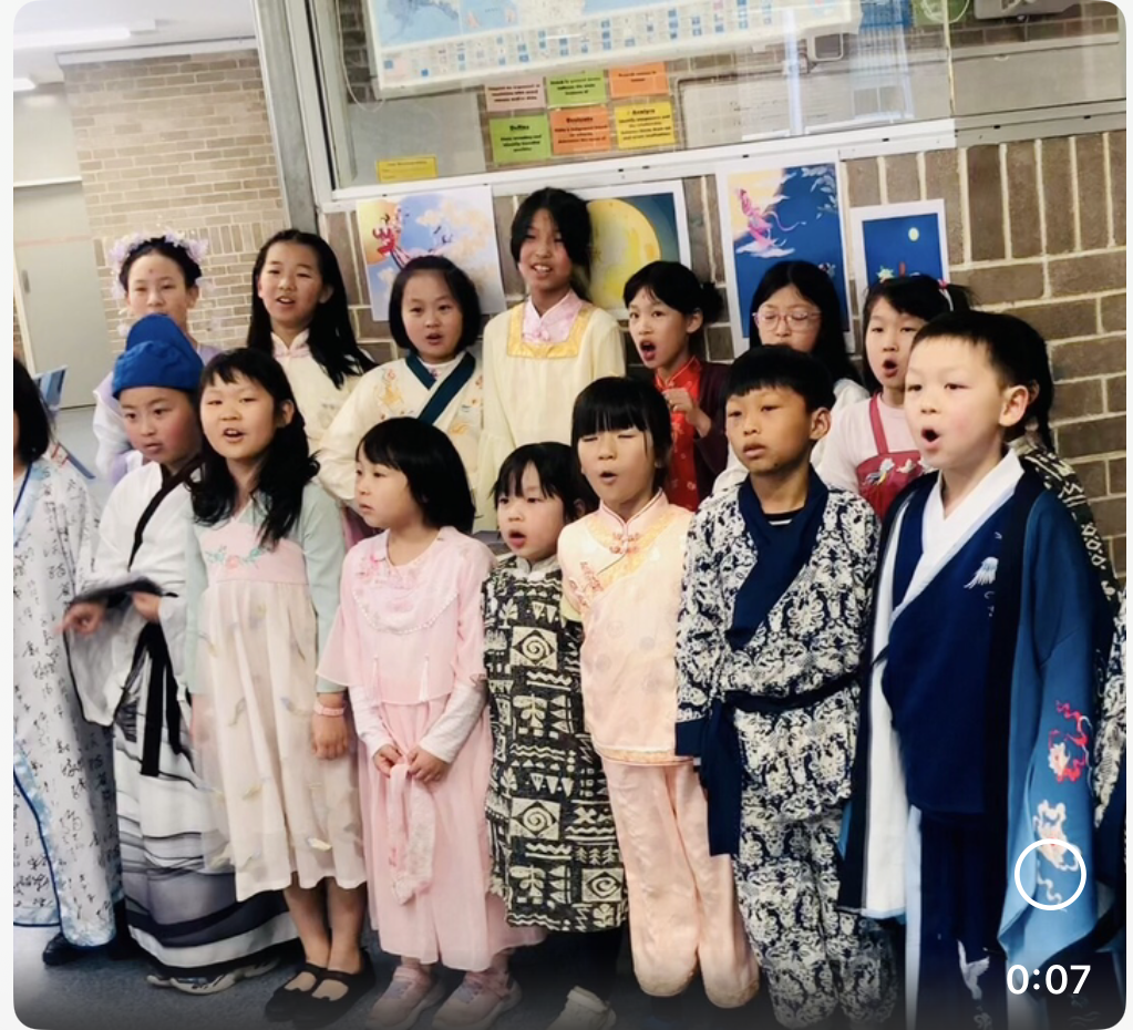 海外孩子在傳統佳節中學習中華文化