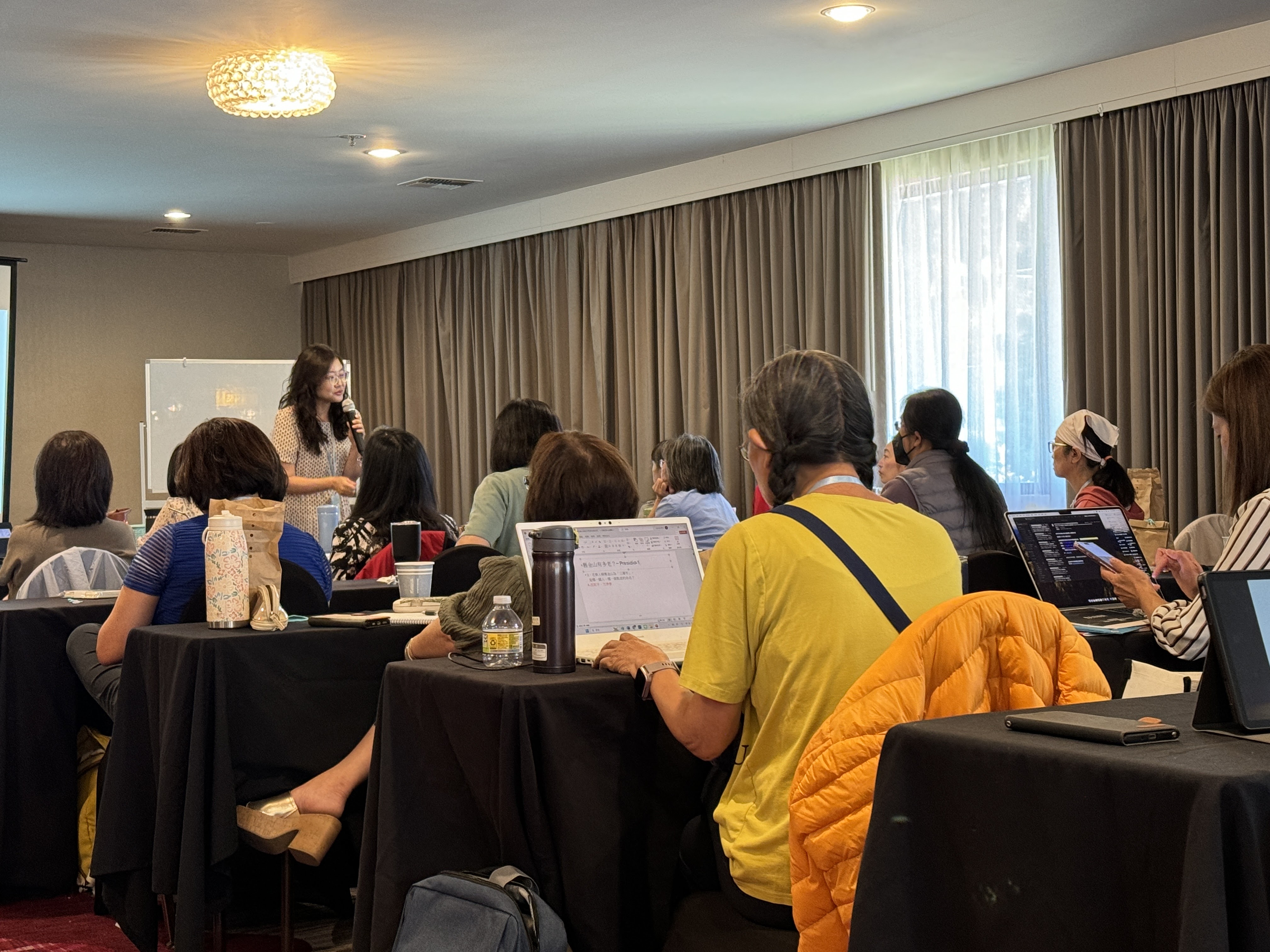 僑委會巡迴講師林欣怡