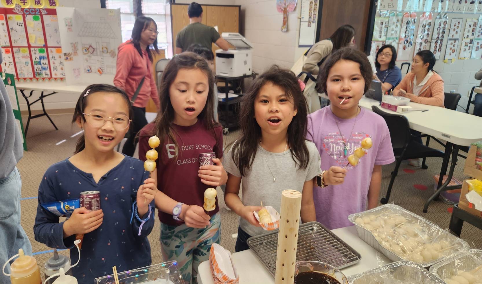 洛麗中文學校2025漢字文化節海報比賽 創意書寫正體字1