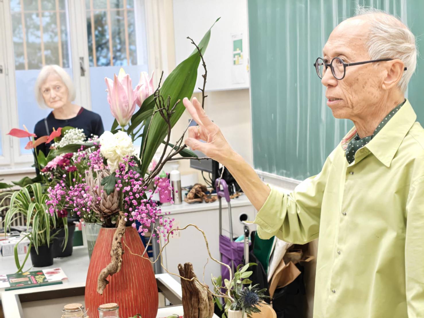 胡教授專業指導何謂東方之美與台灣華語文化特質