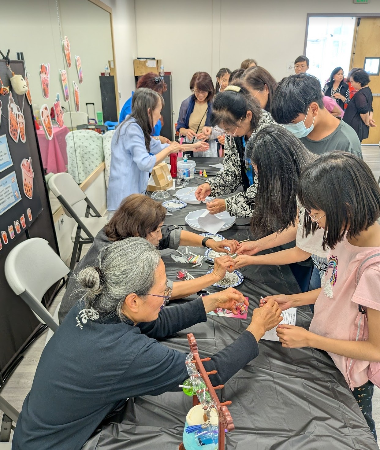 透過五行的古老智慧，孩子與家長在創作中重新連結生活與自然的關係。