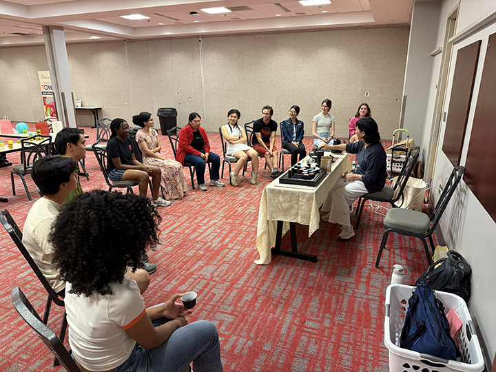 俄亥俄州立大學迎新慶中秋品茗