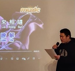 學生歌唱1