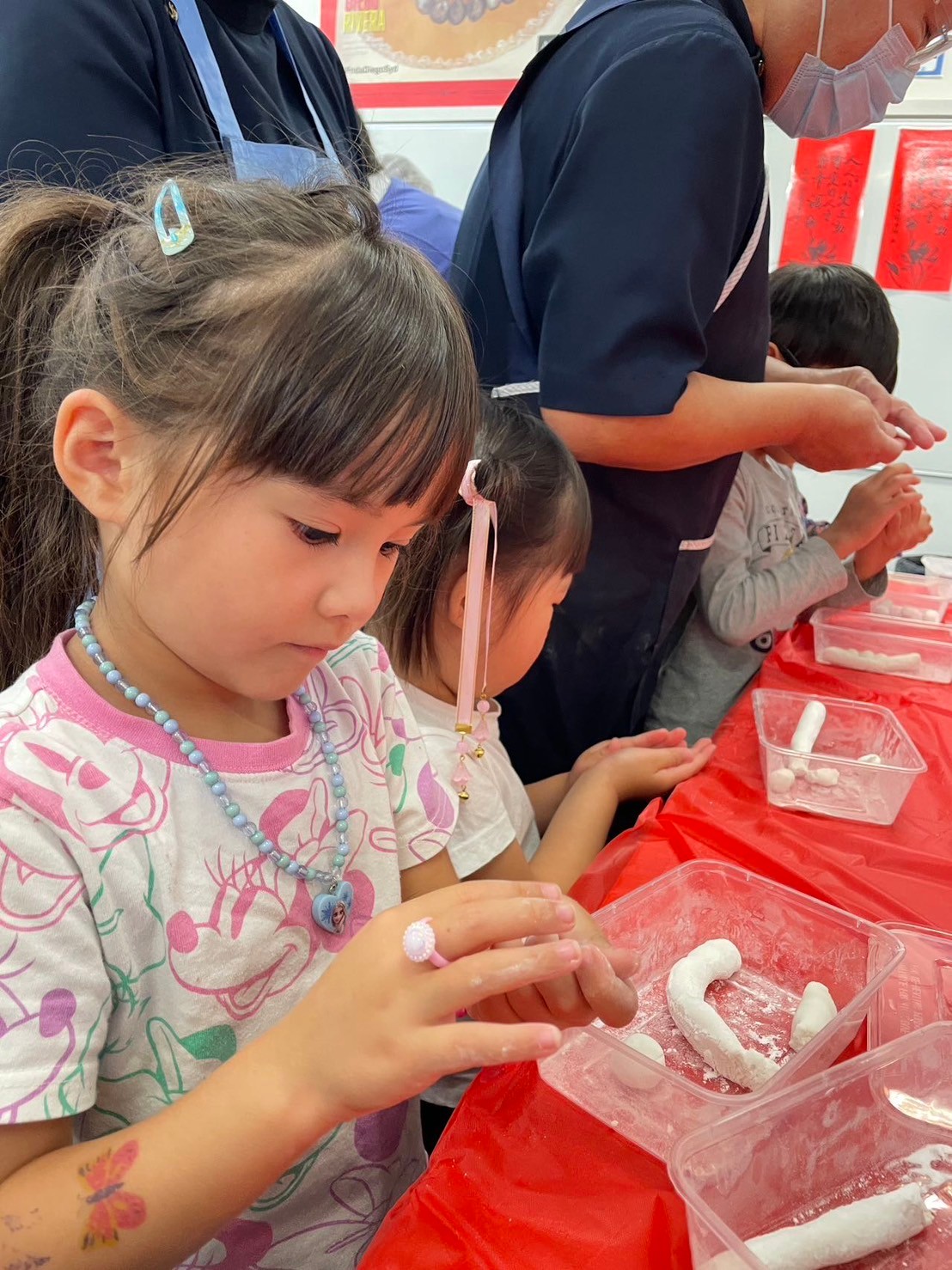 澳洲慈濟人文學校舉辦 元宵節搓湯圓活動2