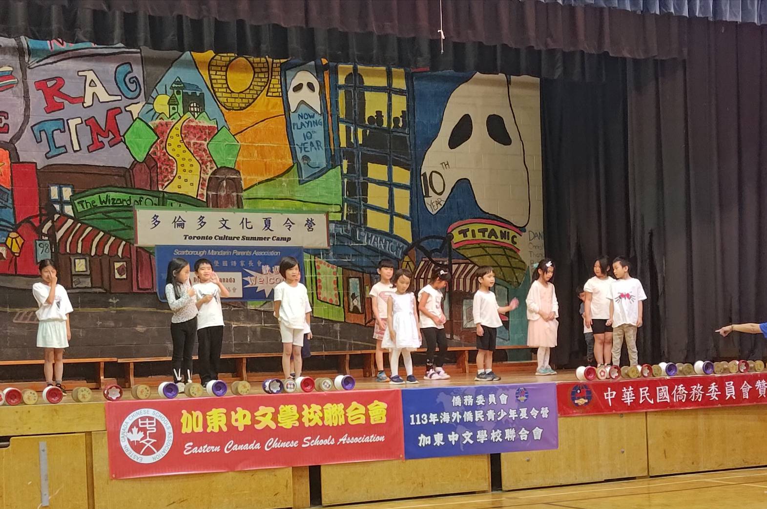 幼兒組呈現的「律動功夫舞蹈」