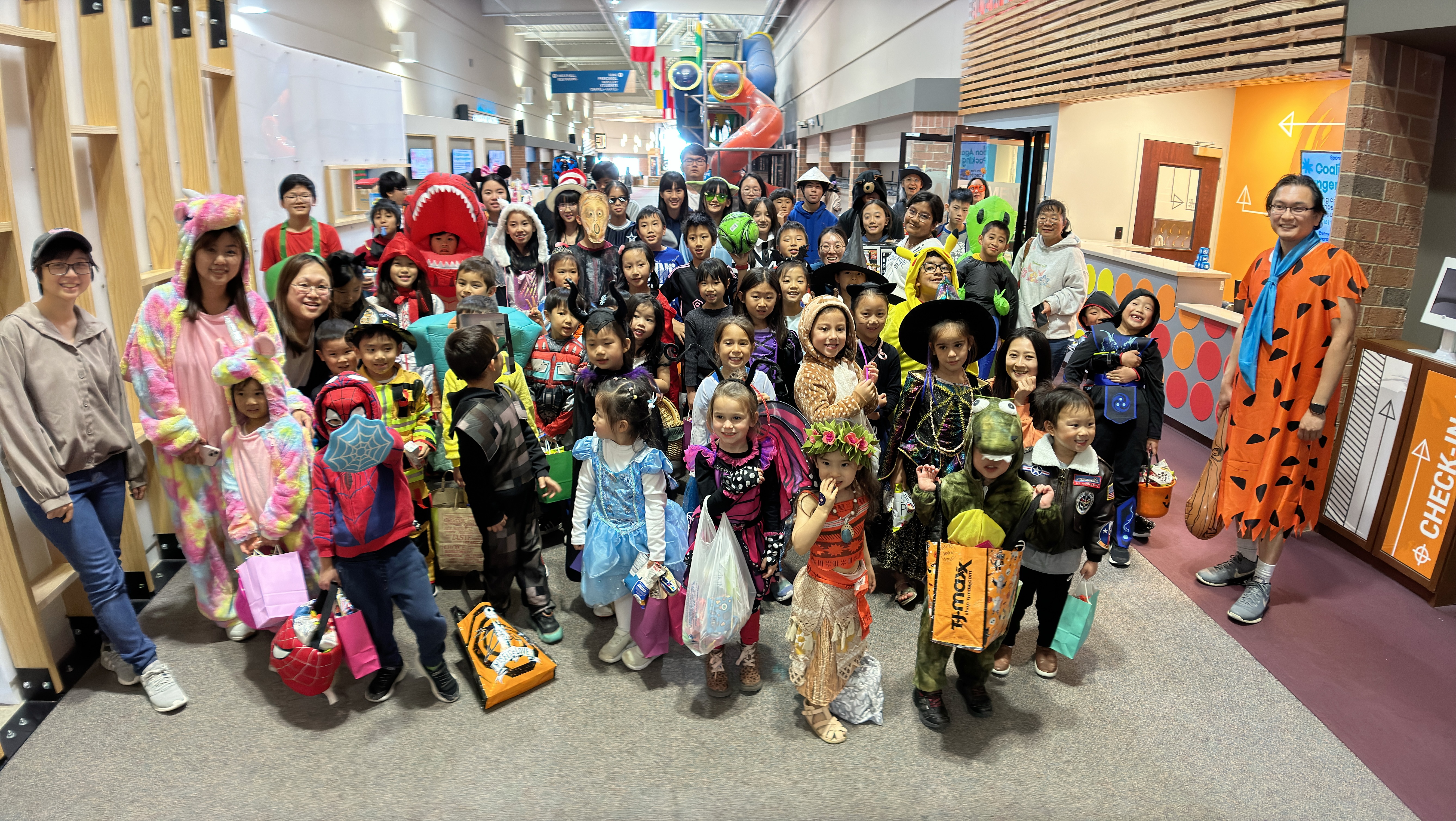 密西根中文學校全體師生大合照