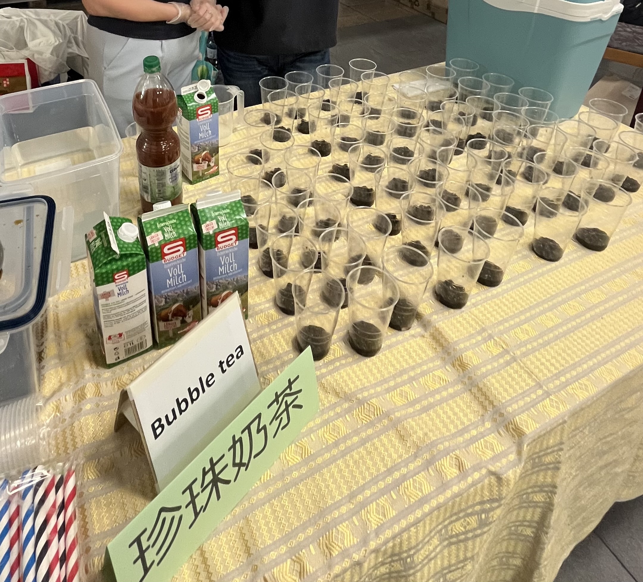 珍珠奶茶美食嘗鮮