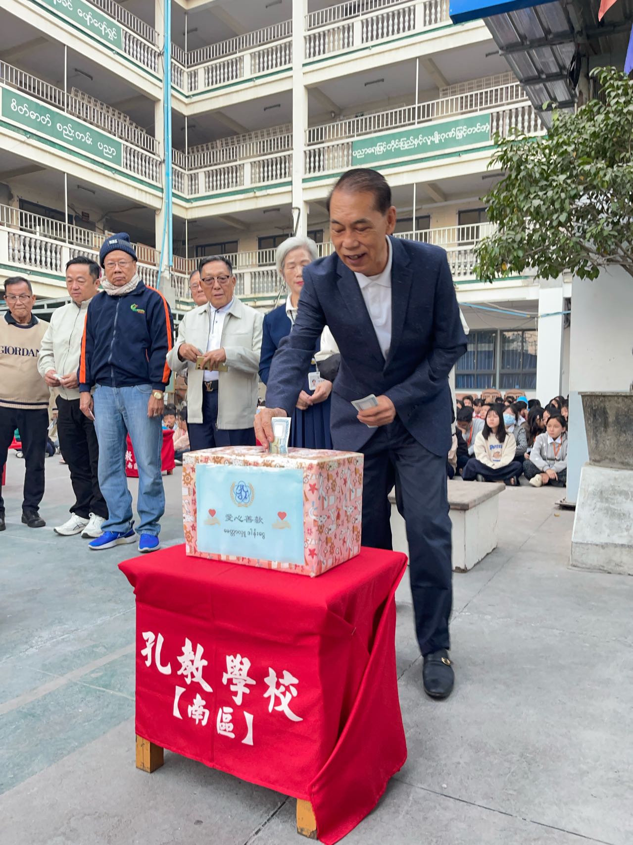 播種愛的種子——孔教學校舉辦校內3.28地震災後重建校園愛心捐款活動