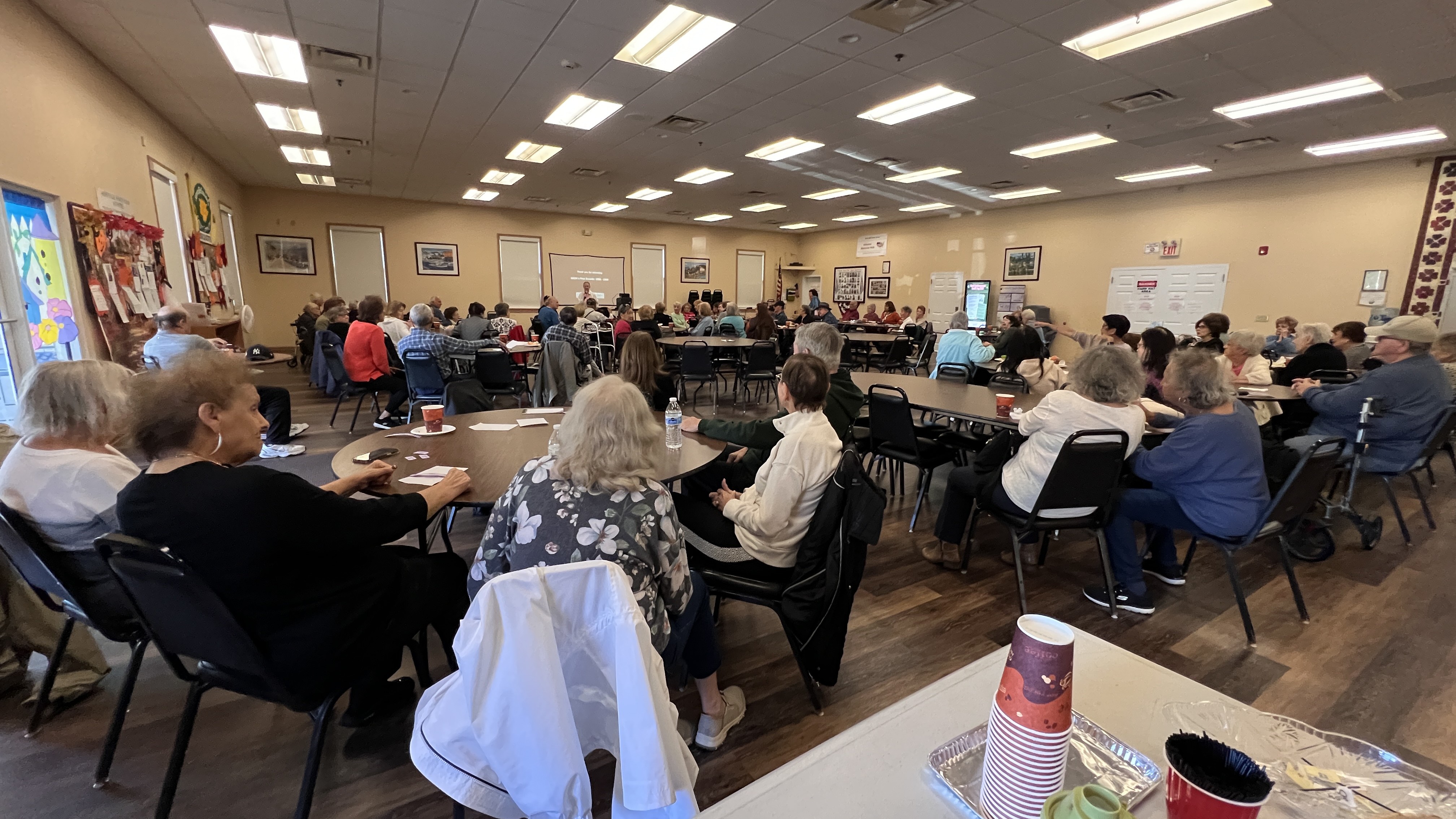 約65名在地民眾出席，聽重陽敬老習俗故事與其他臺灣民俗介紹，對美麗的寶島臺灣產生濃厚的興趣