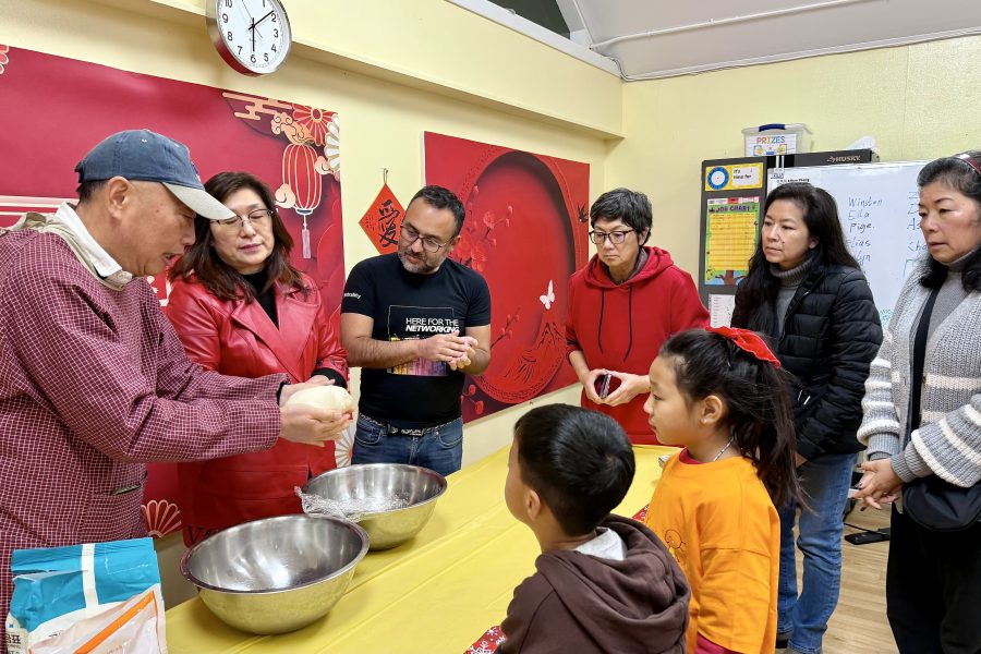 動手體驗包餃子