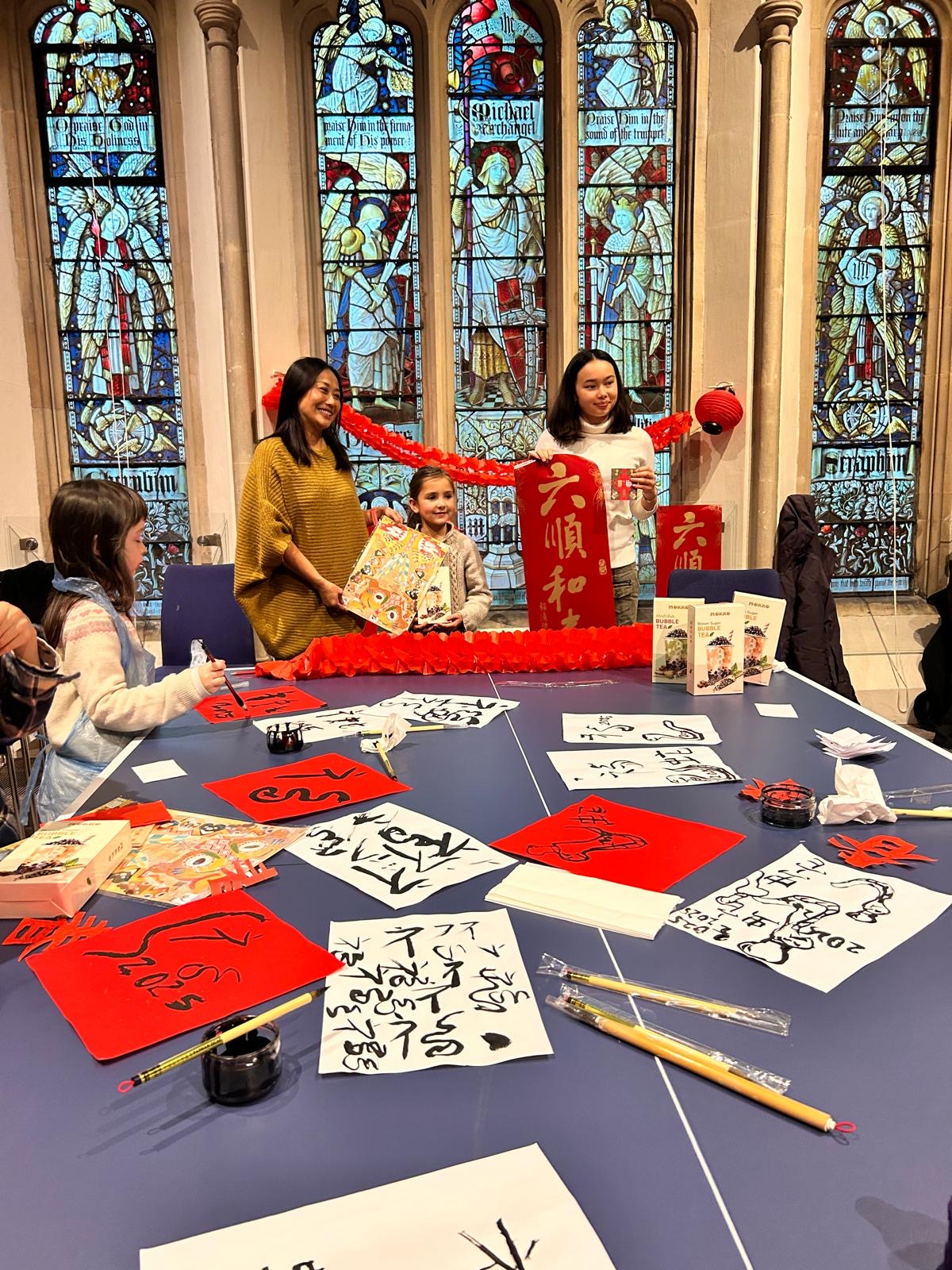 泰晤士中文學校：2025農曆新年寫作朗讀及剪紙遊戲比賽3