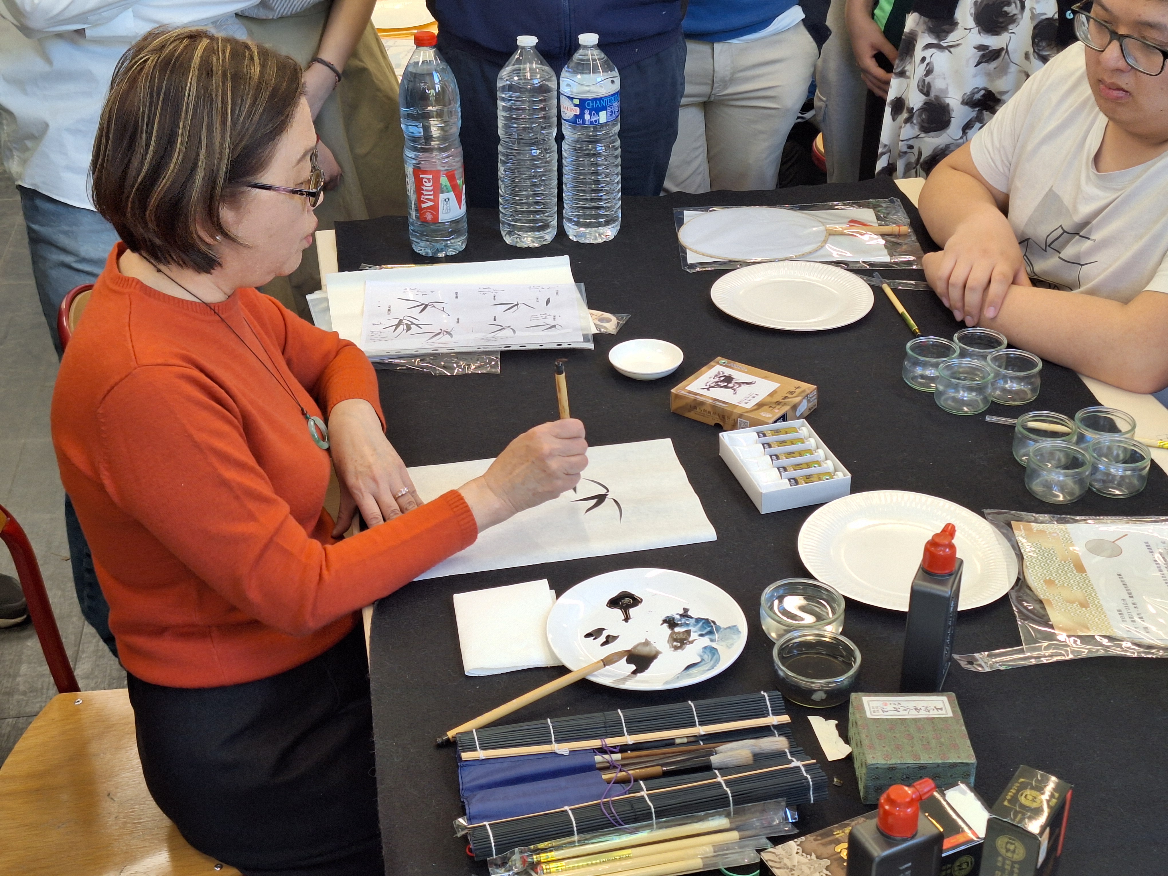 示範下掩的竹葉、筆法