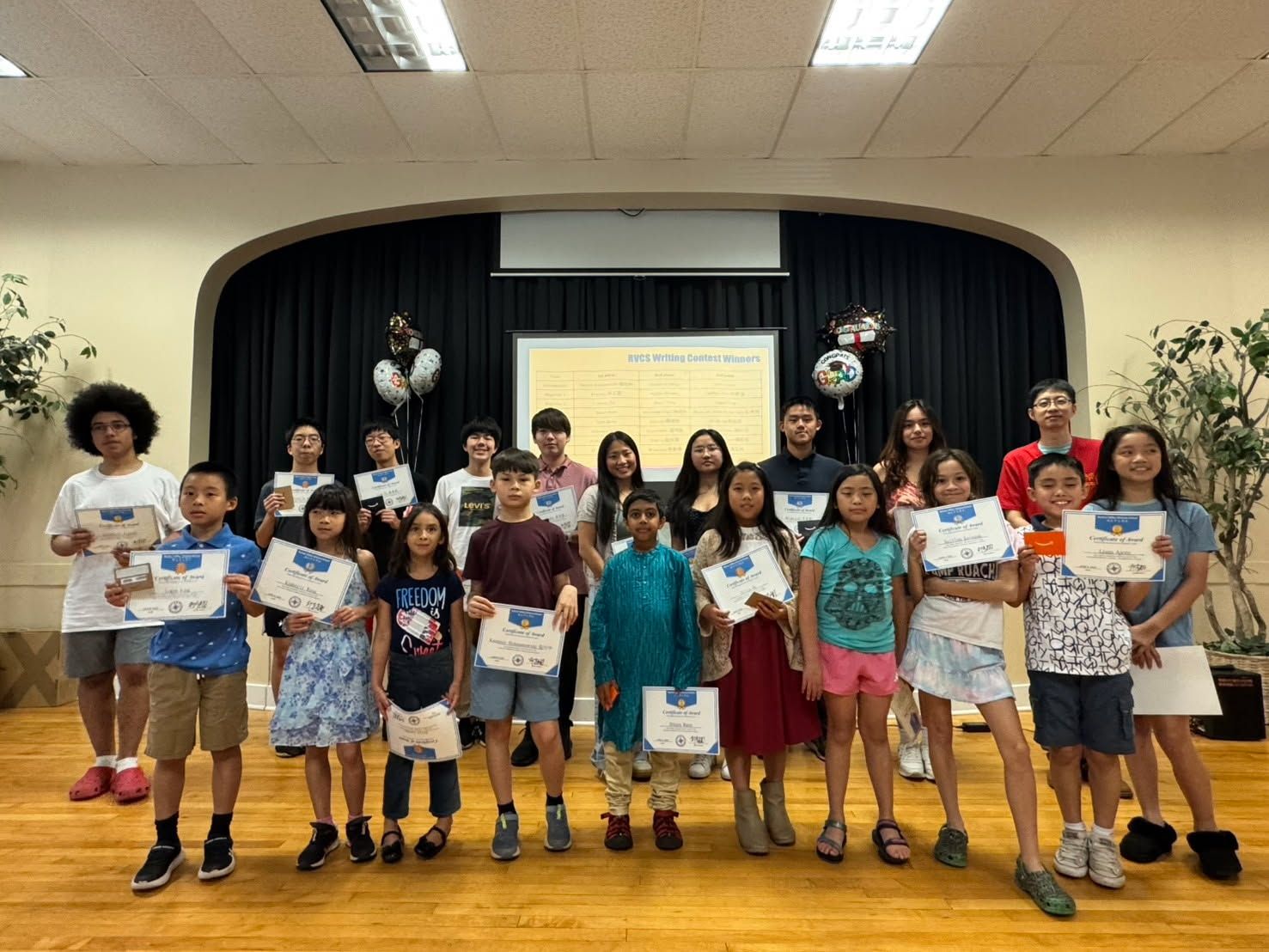 瑞谷中文學校舉行2024-2025學年度結業典禮1