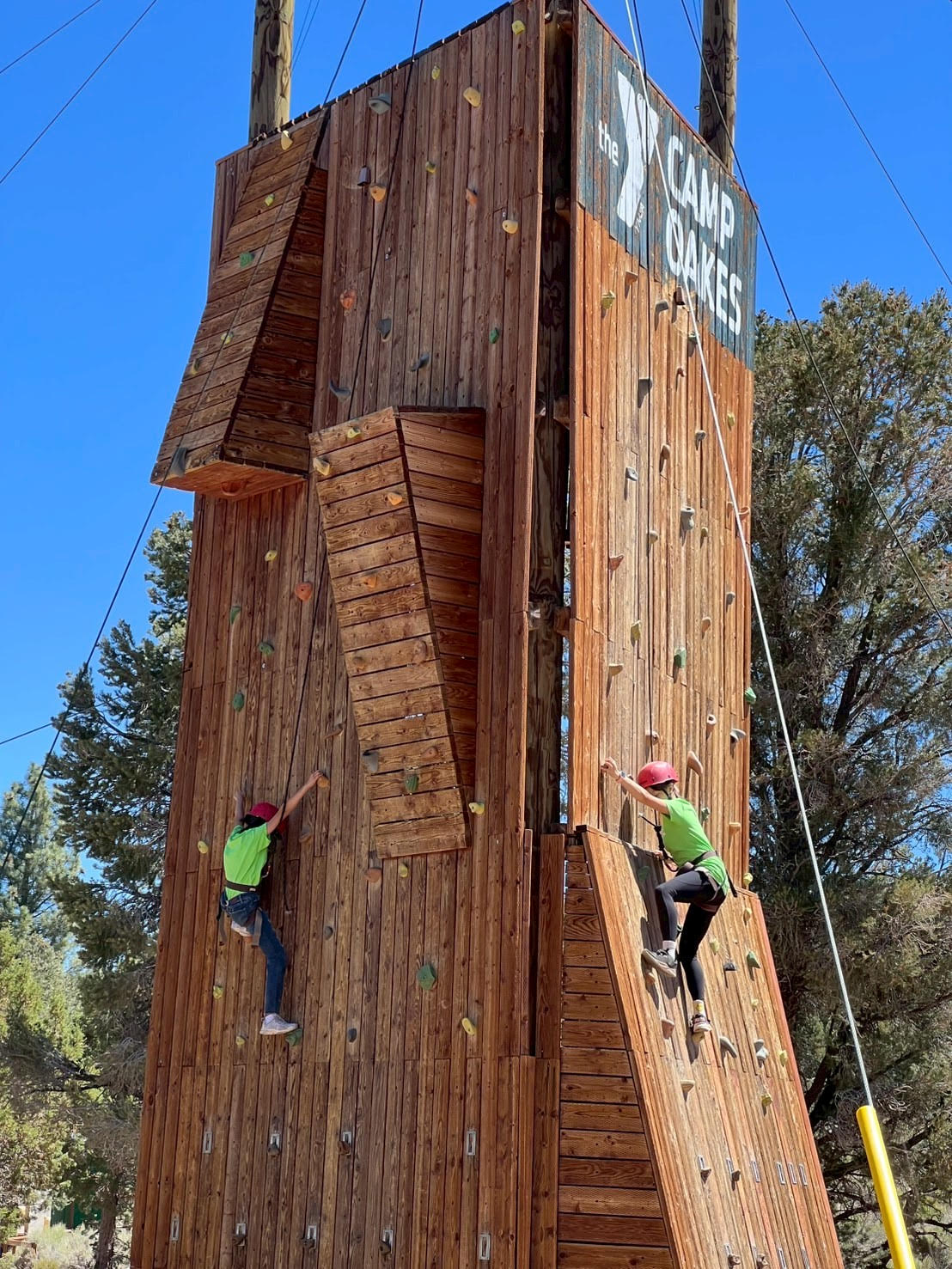 YMCA Camp Oakes 安全性很高又刺激的攀岩