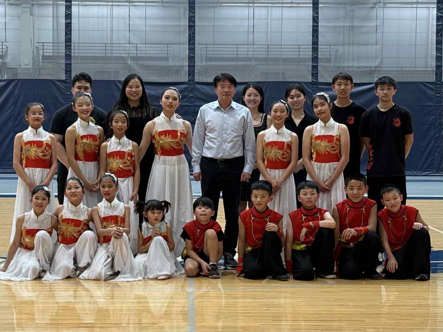 僑教中心高家富主任親臨現場看學員成果演出