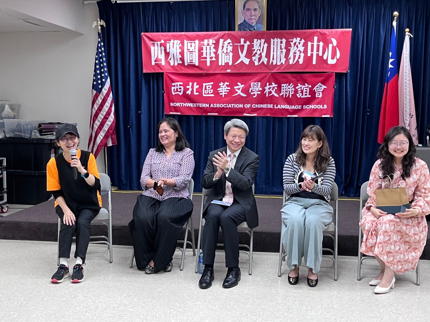 結業式前的「綜合討論」雙向溝通，氣氛熱絡