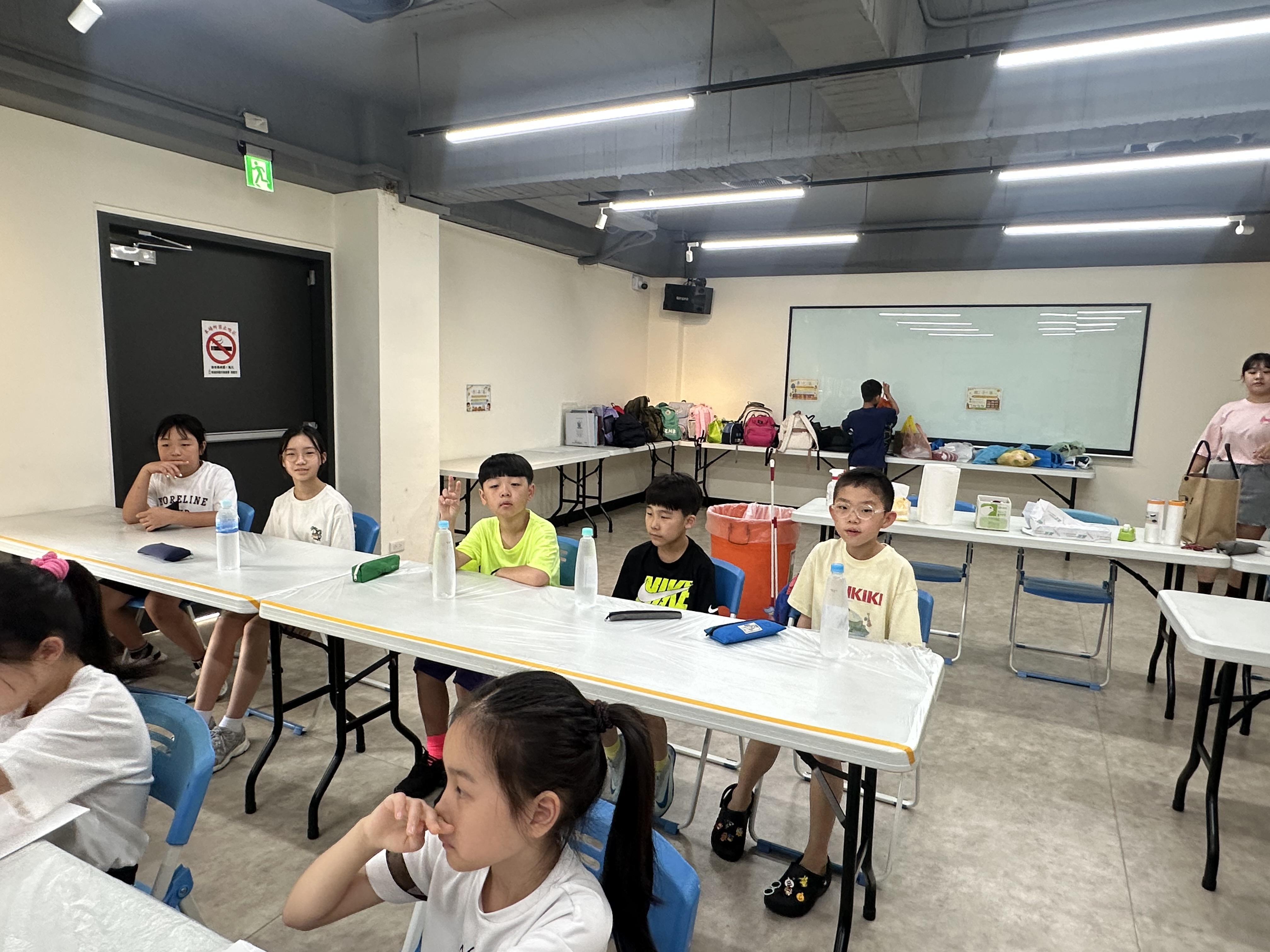 語言課