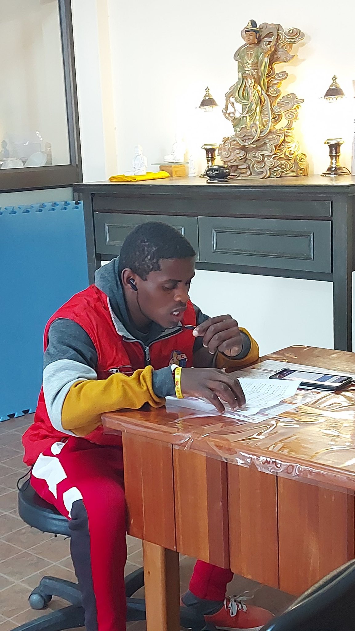 清璃練習歌唱爭霸