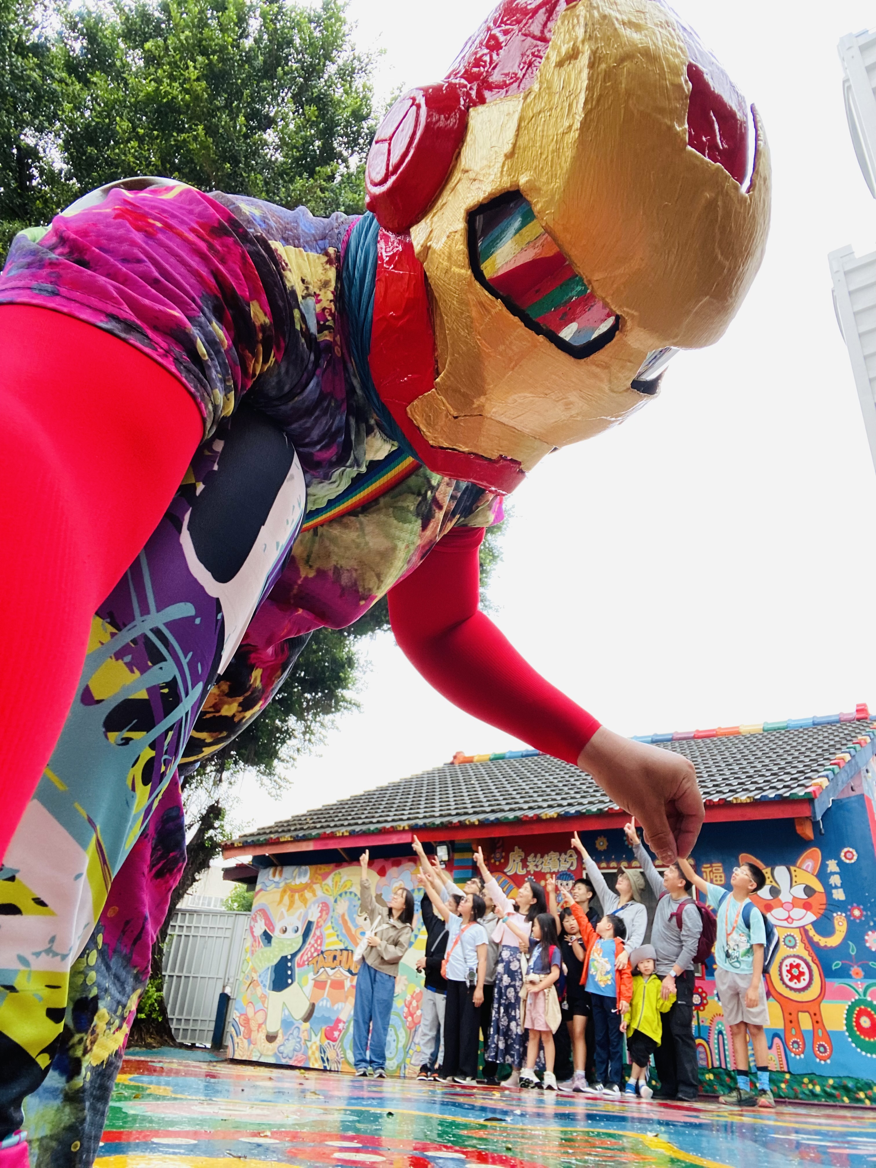 彩虹眷村特地安排特效照相