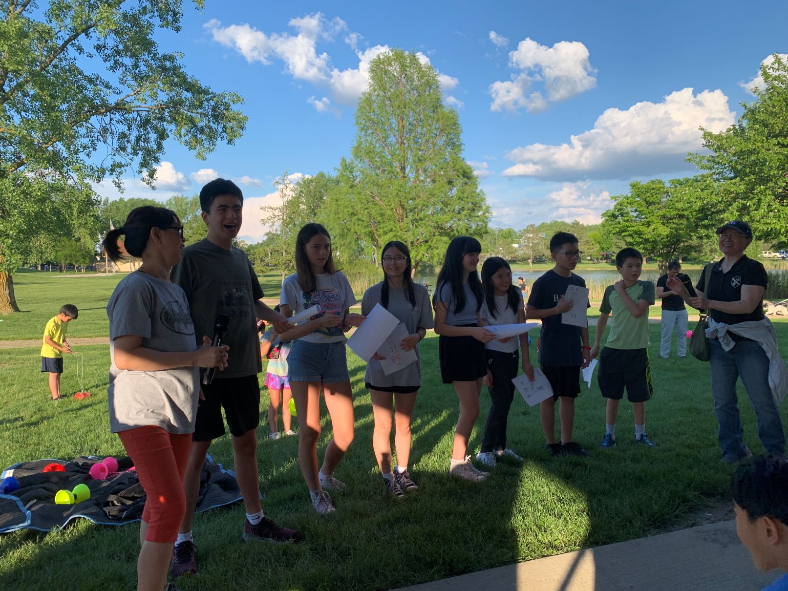 華語歌唱表演為我們帶來  讓人會心一笑的「好吃的臺灣夜市食物」