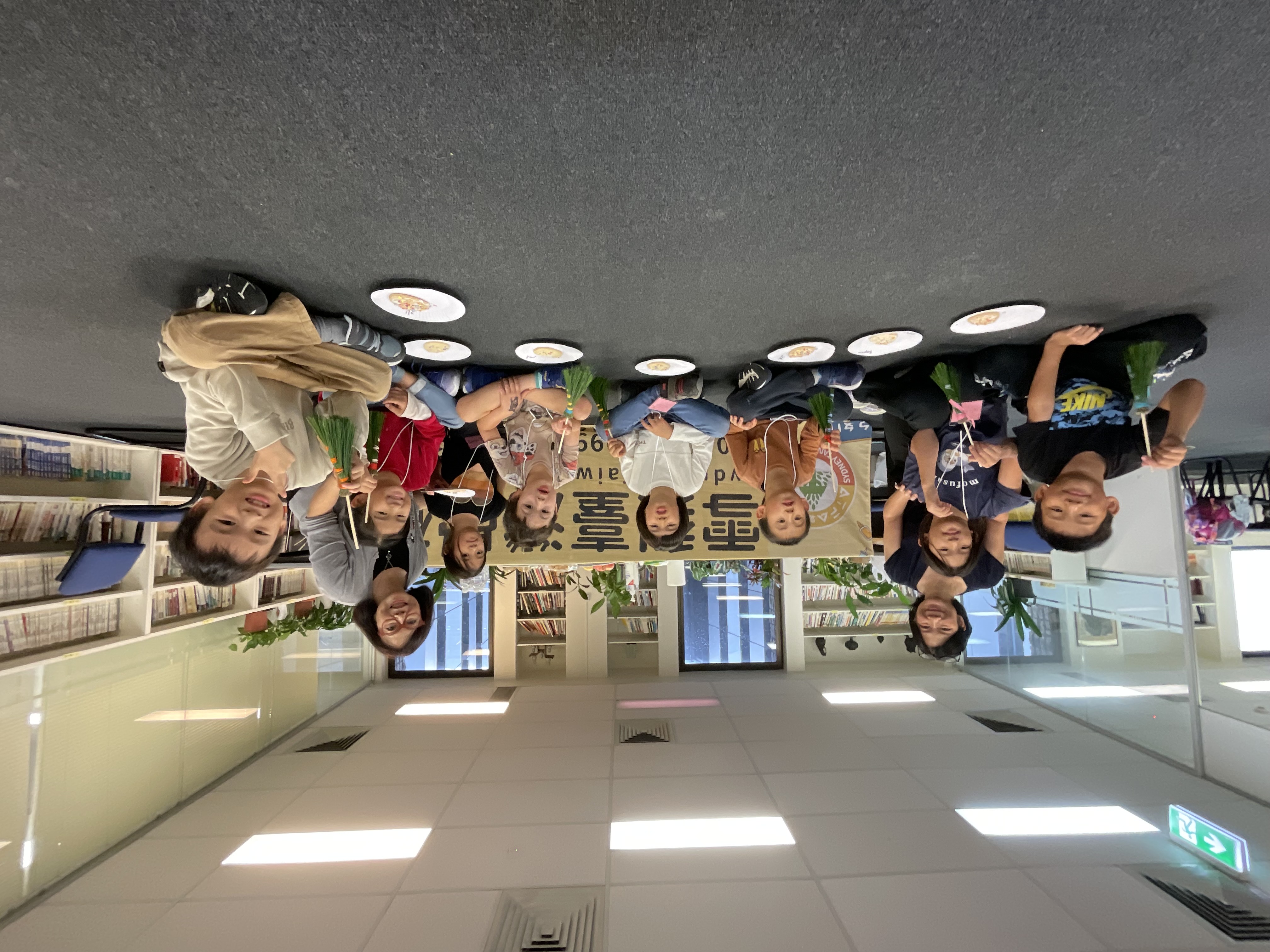 雪梨臺灣學校舉辦自然科學實驗、藝術創作、團隊遊戲和美食體驗營隊1