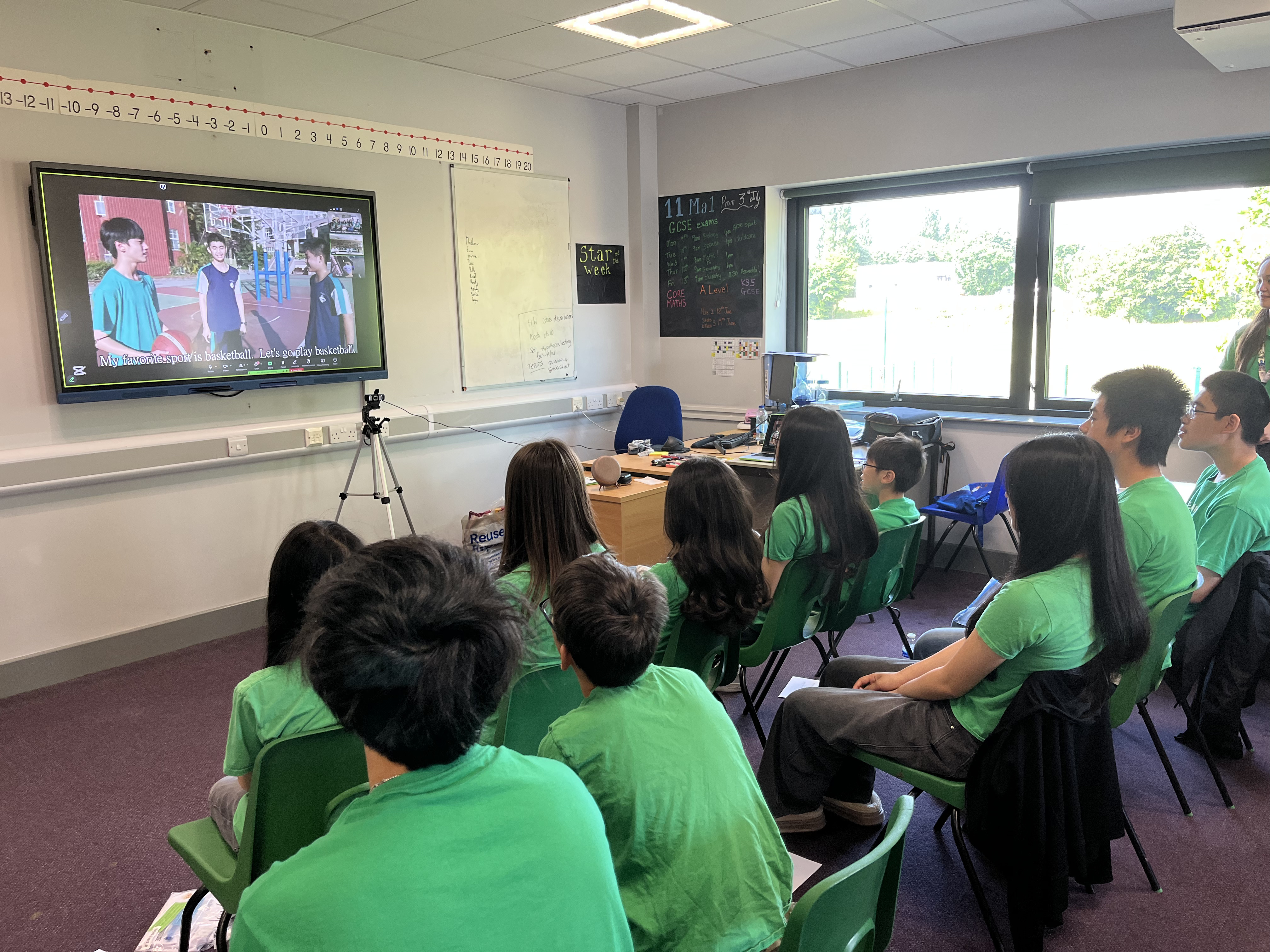 華園與右昌國際學伴線上交流活動-台灣與英國校園生活及課後活動2