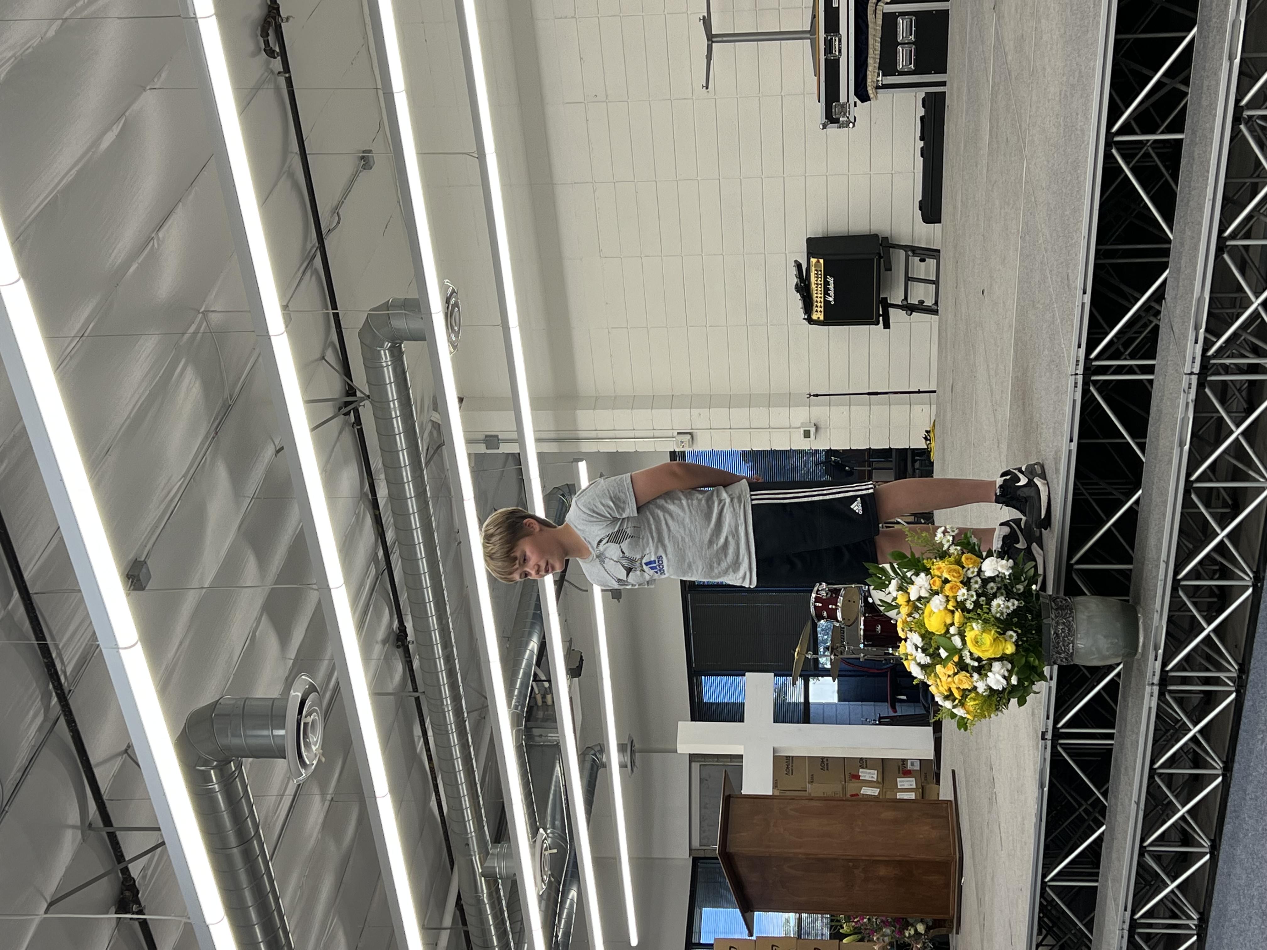 參賽學生自行預備故事內容，有笑點也有感動的地方，台下的學生、老師都沈浸在故事內容中。