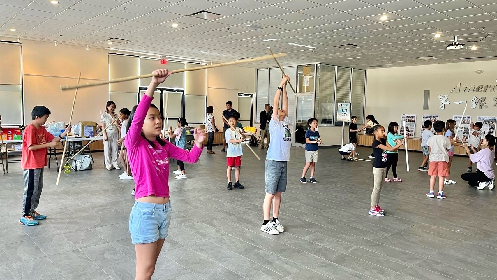 夏令營上課情形 功夫棍教學