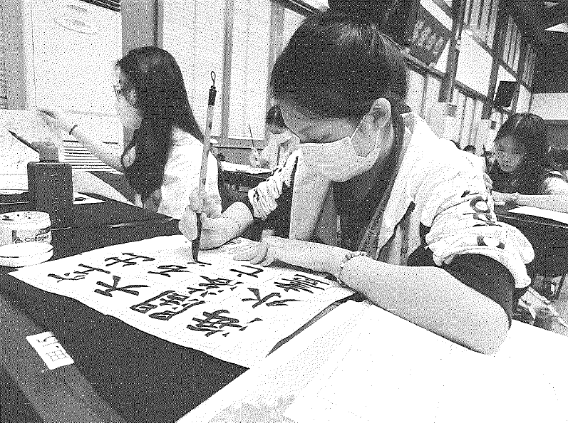菲華文總「正體漢字文化節」書法比賽 300 餘位華校書寫好手同場揮毫2