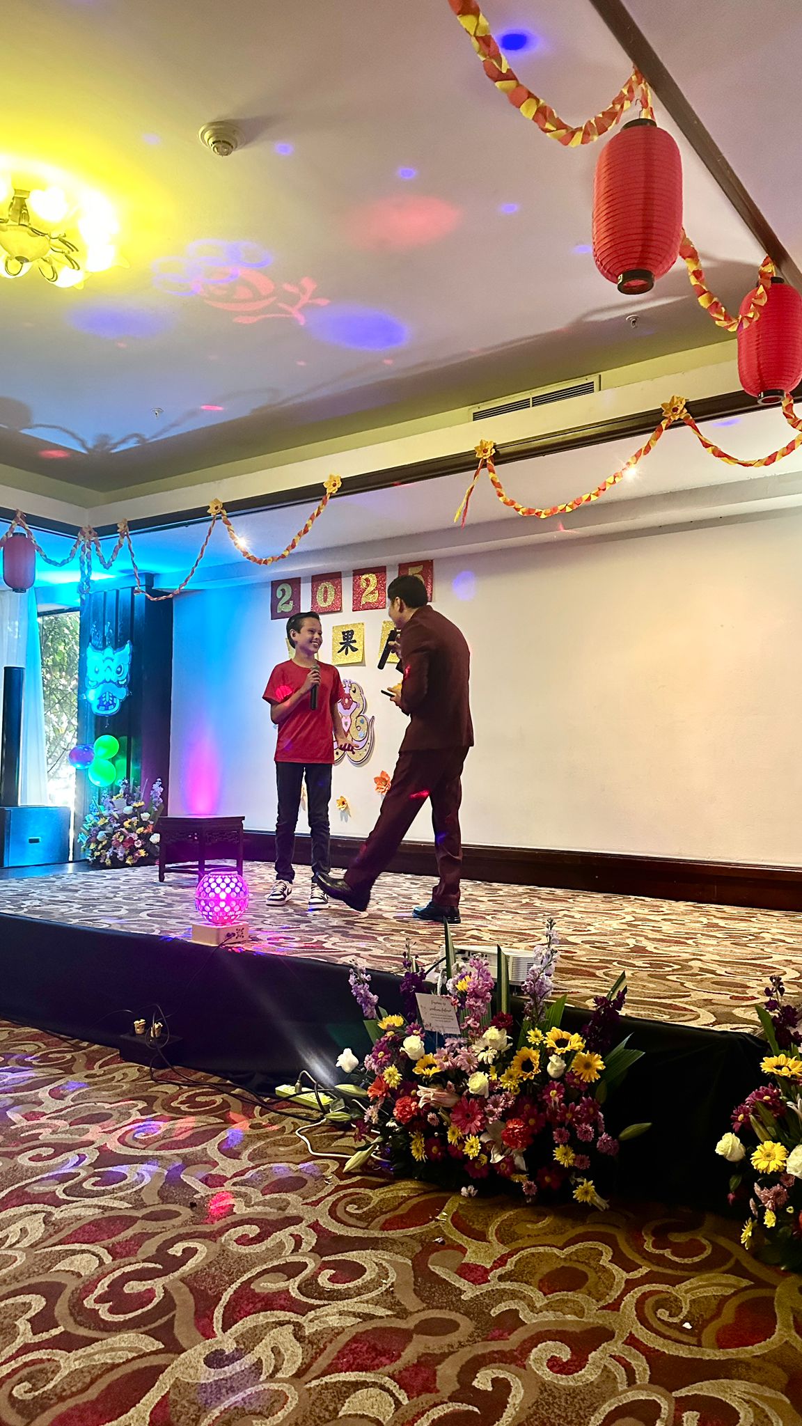 歌唱表演-我們不一樣