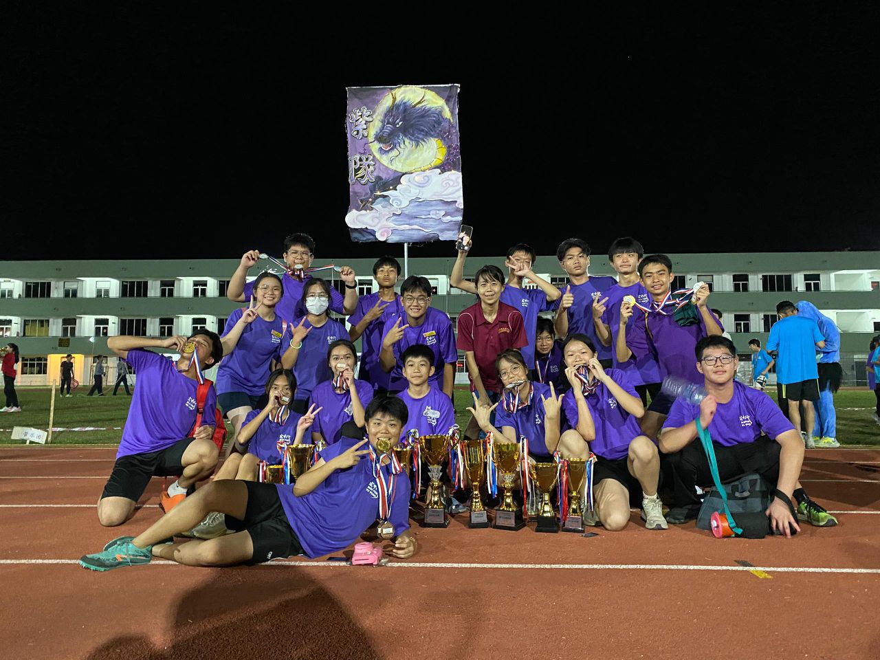 [113年海外僑校教師獎勵]來自馬來西亞山打根育源獨立中學，榮獲10年屆獎勵的蕭玉雲老師2