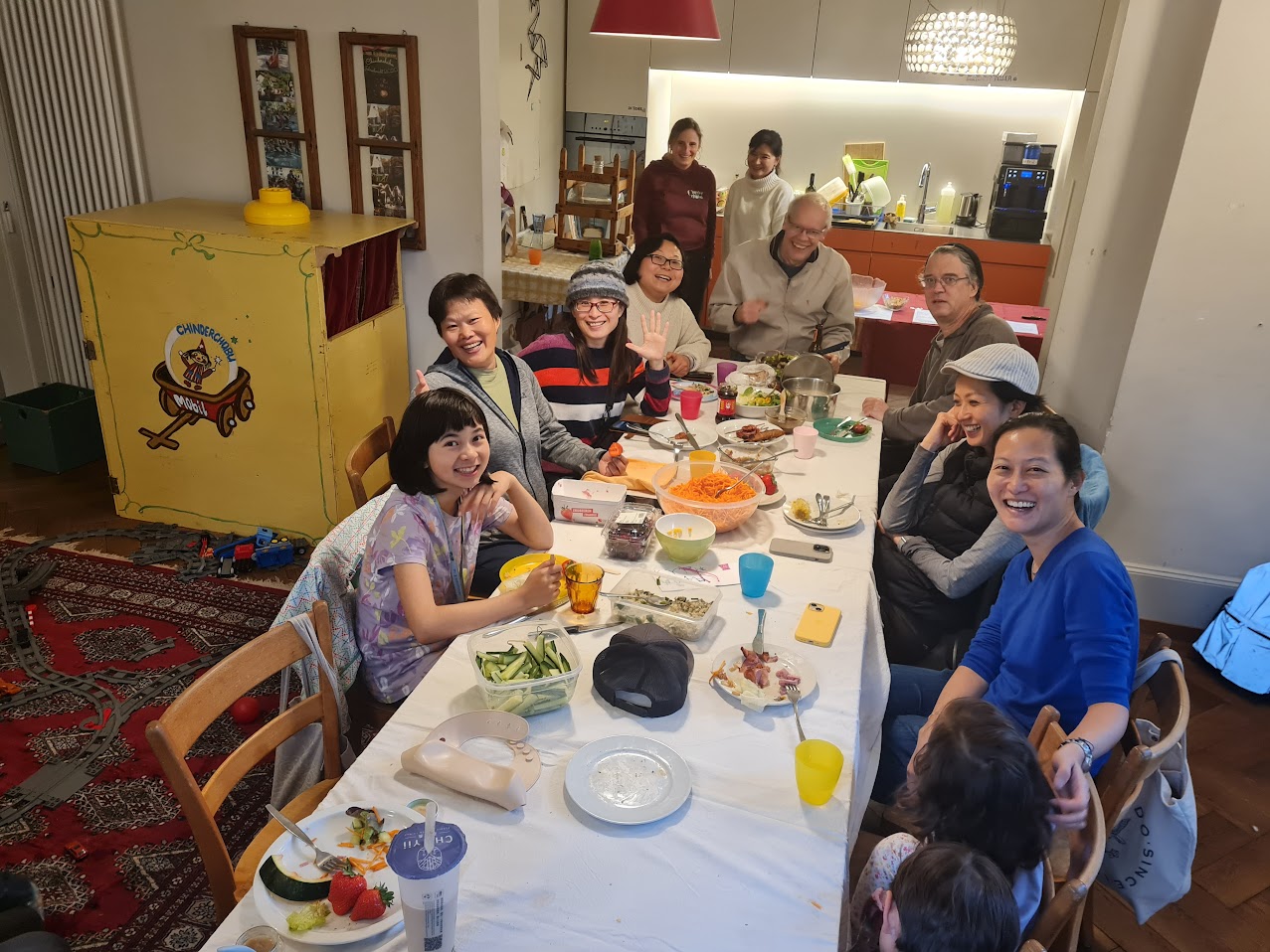 最後一些人留下來聚餐交流