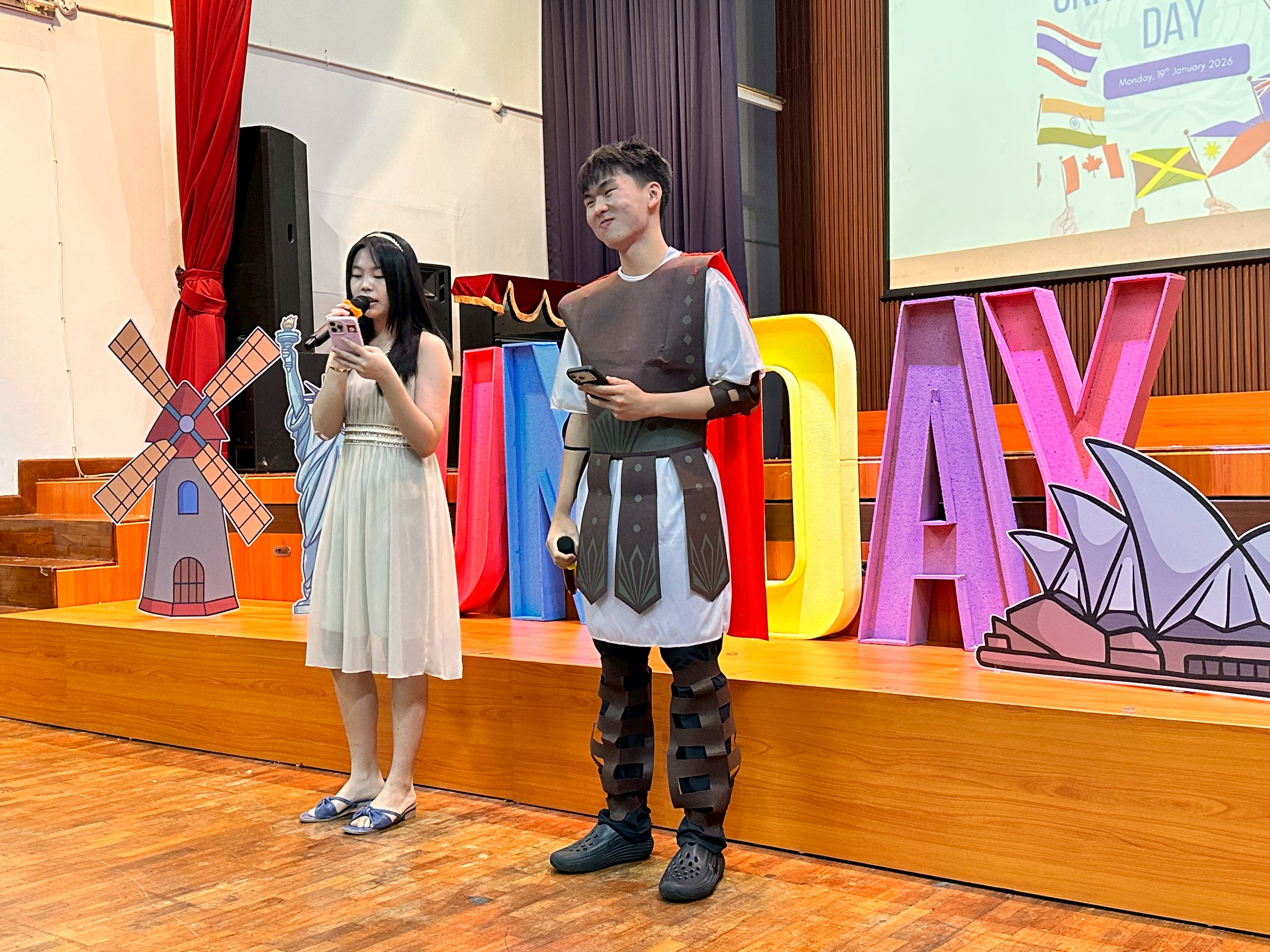 節目主持人Nachelle與Jayden