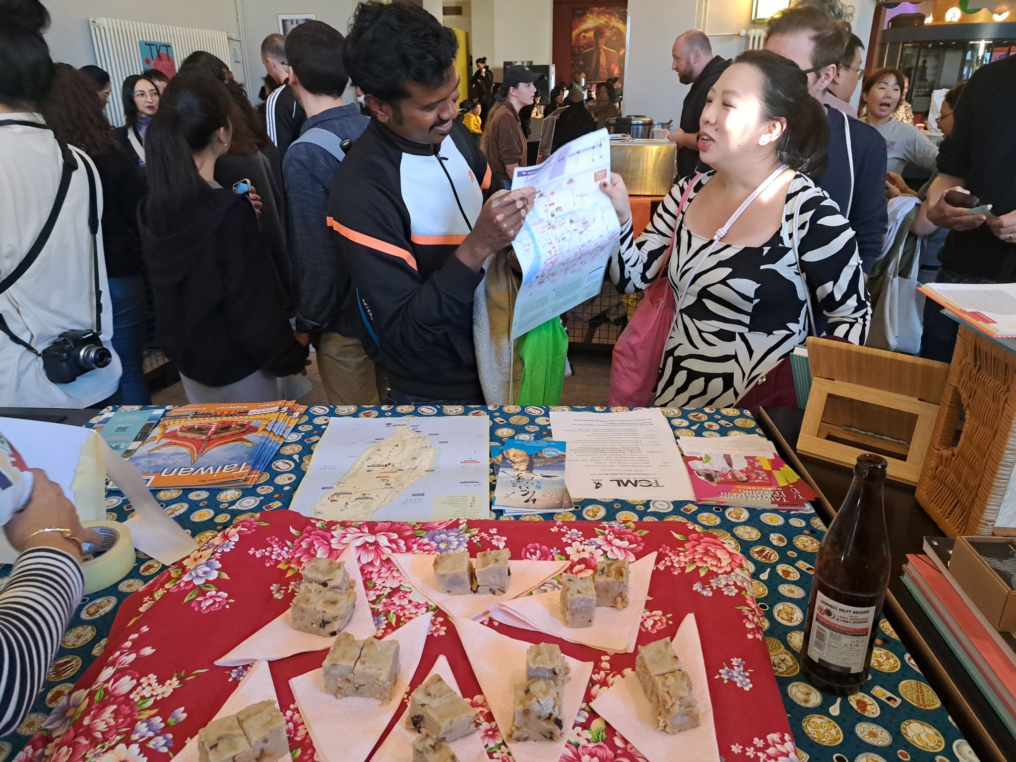 臺灣芋頭糕很吸睛之外，並介紹台灣旅遊資訊