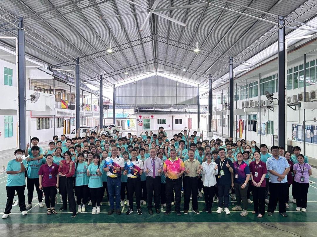 2025年08月01日砂拉越邦西連民眾中學舉行線下實體賽全校共250名學生報名參與