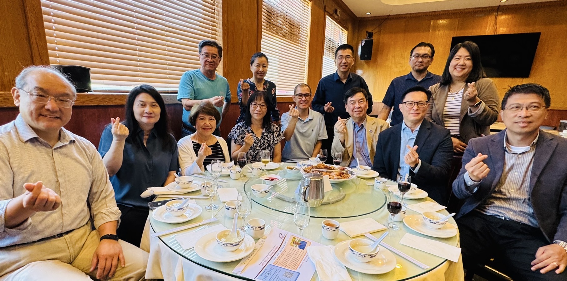 密西根僑務榮譽職貴賓、僑校校長及TCML主任大合影