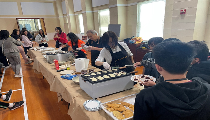 圖表2 文化老師劉念湘臺灣鯛魚燒教學