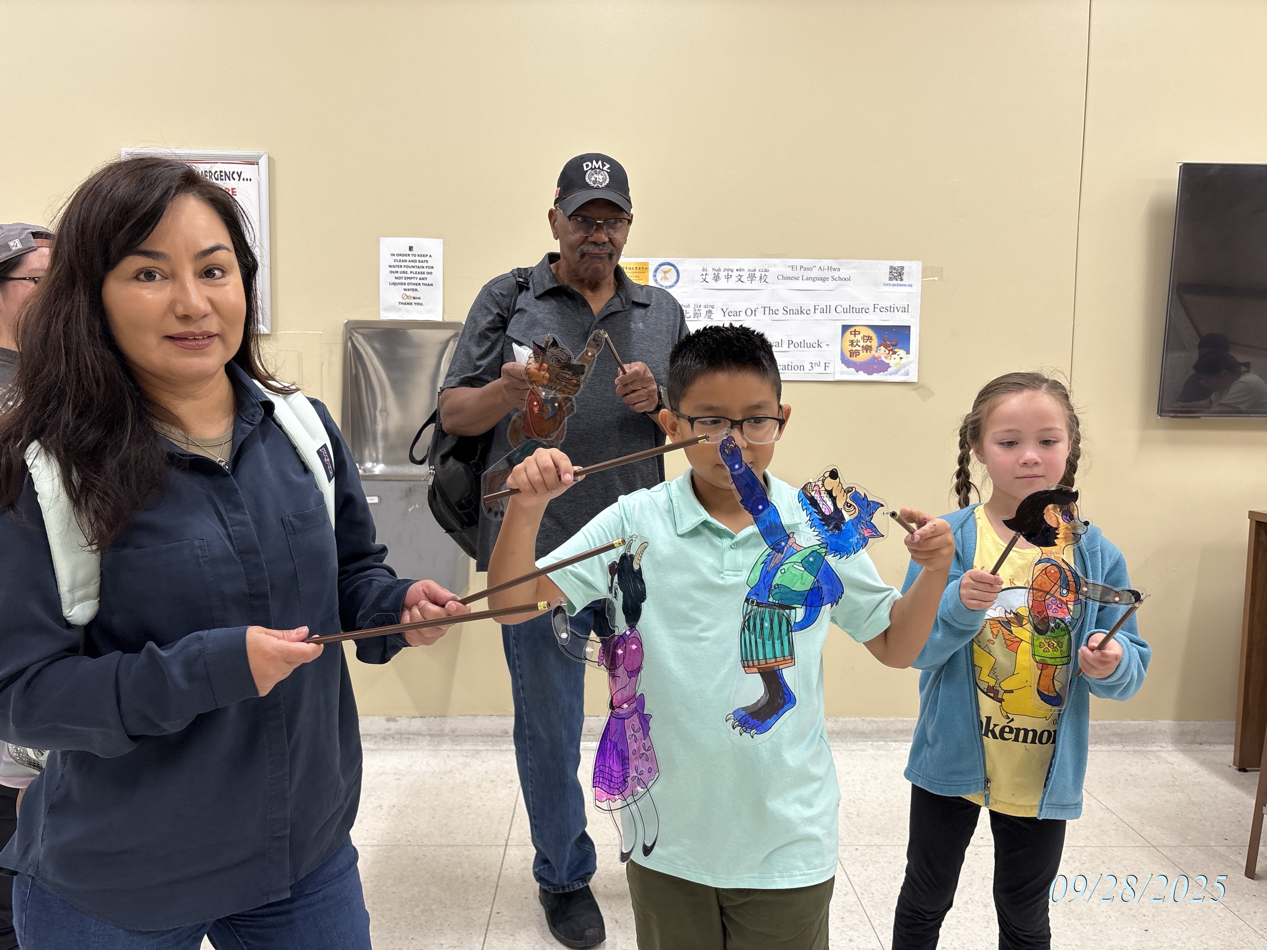 看我做的皮影戲偶-1