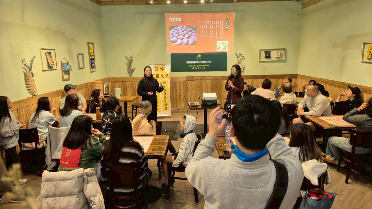 民俗文化老師團隊解說粿的由來