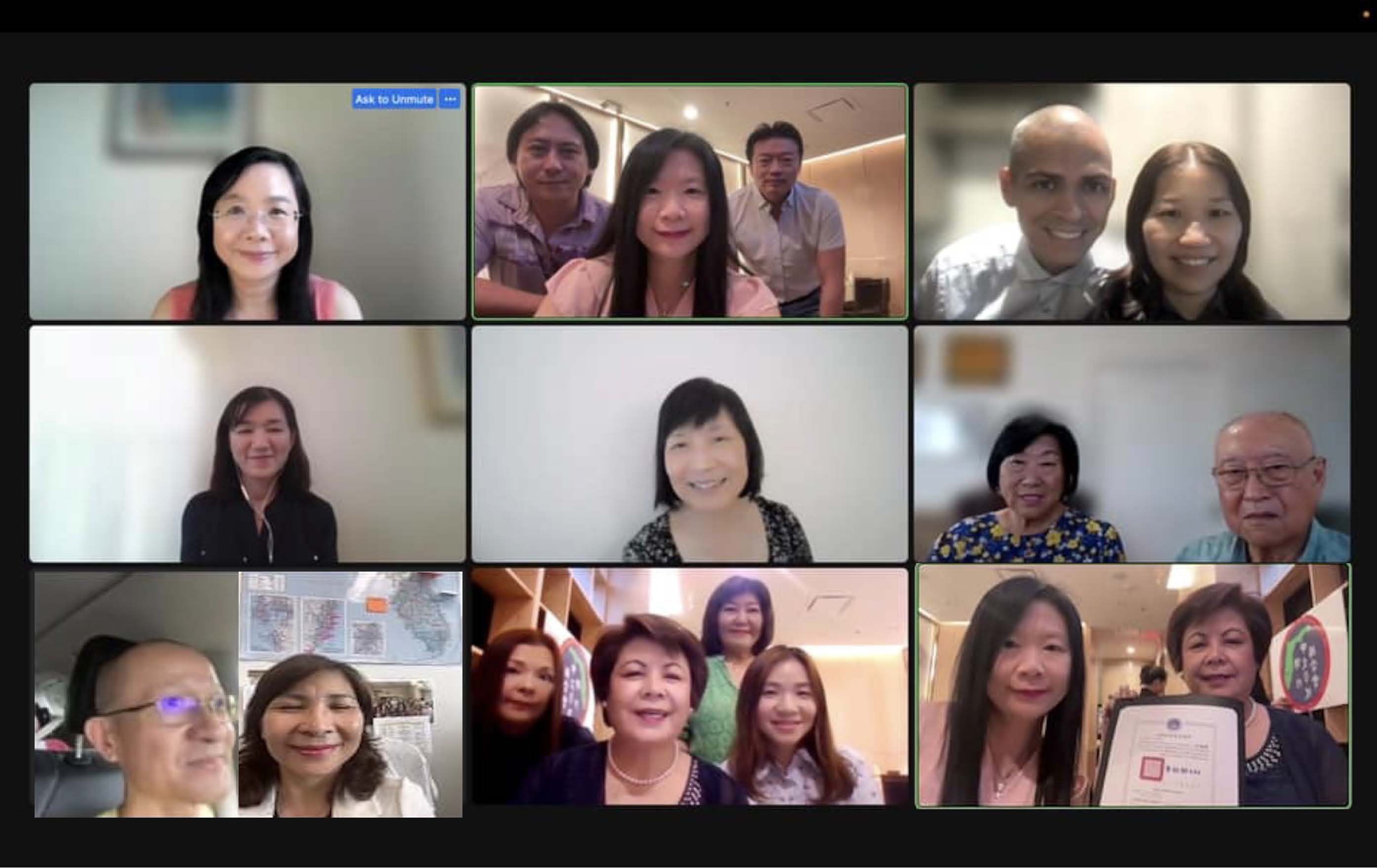 線上 (Zoom Meeting) 參加會長交接典禮的貴賓、中文學校校長們及劉秘書