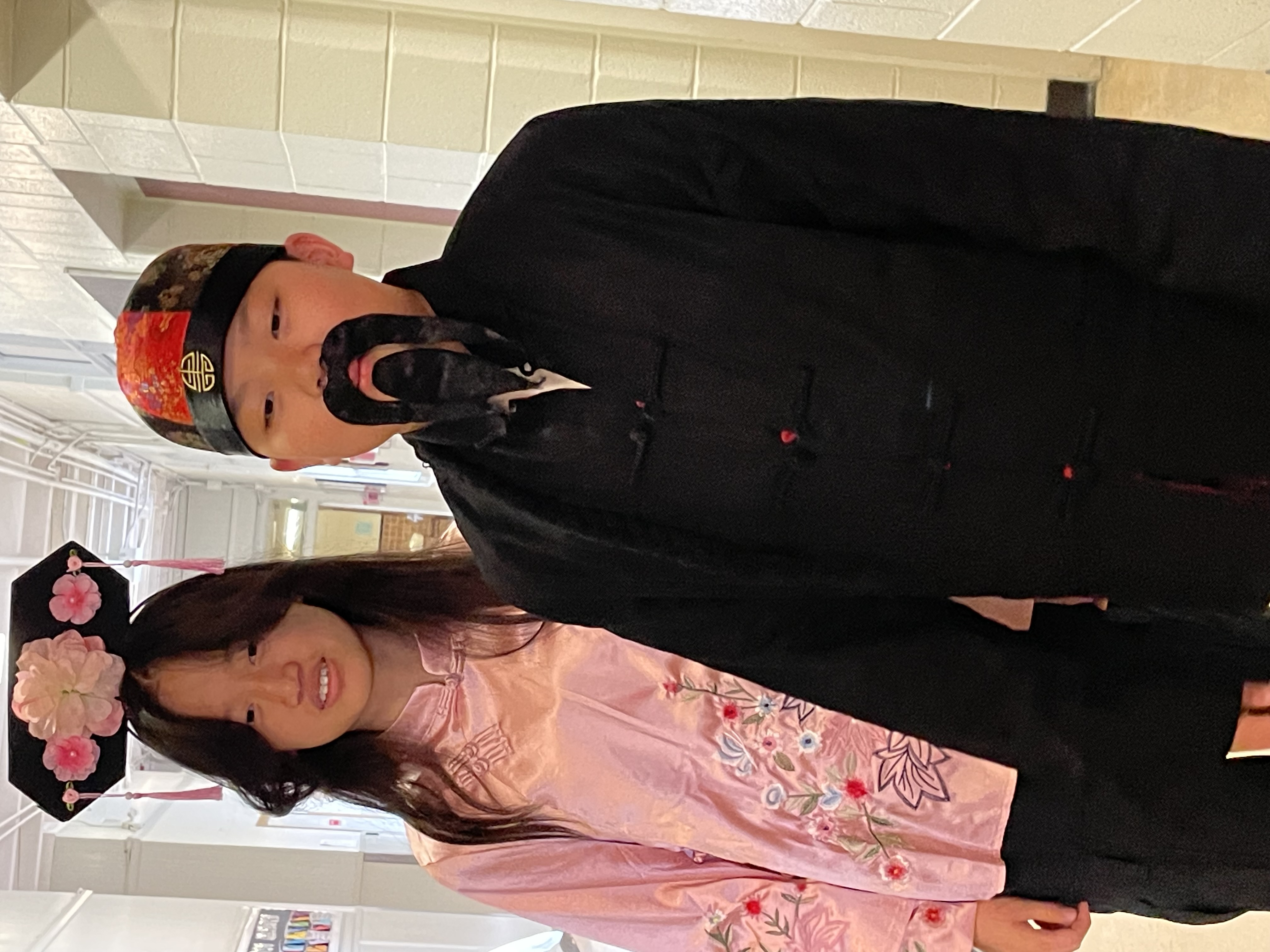 Traditional costume 服裝秀