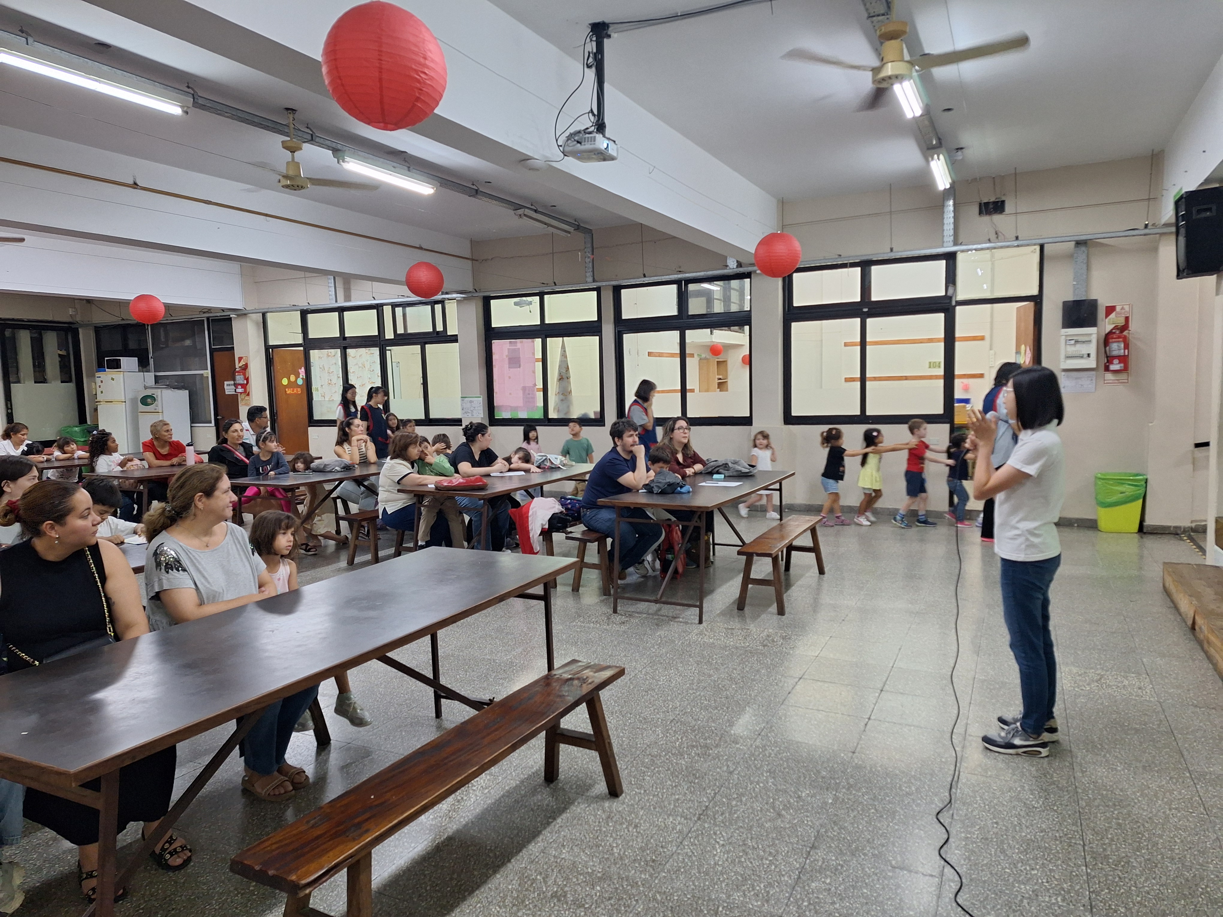 負責的老師正在解說