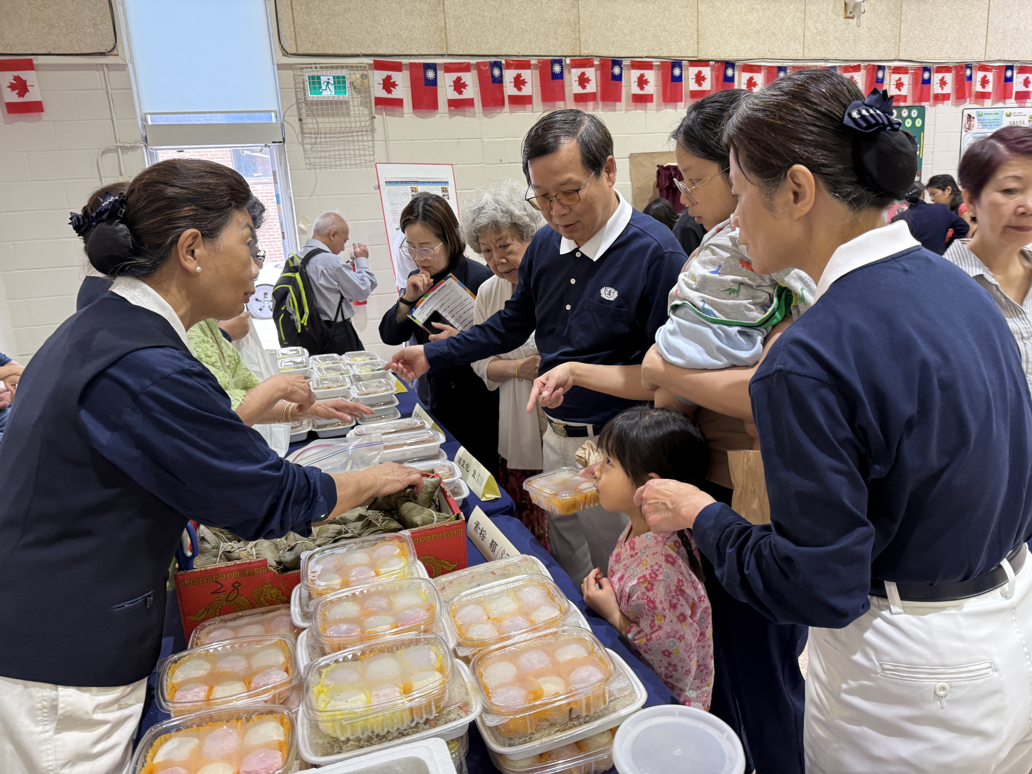 嘉年華現場美食攤位