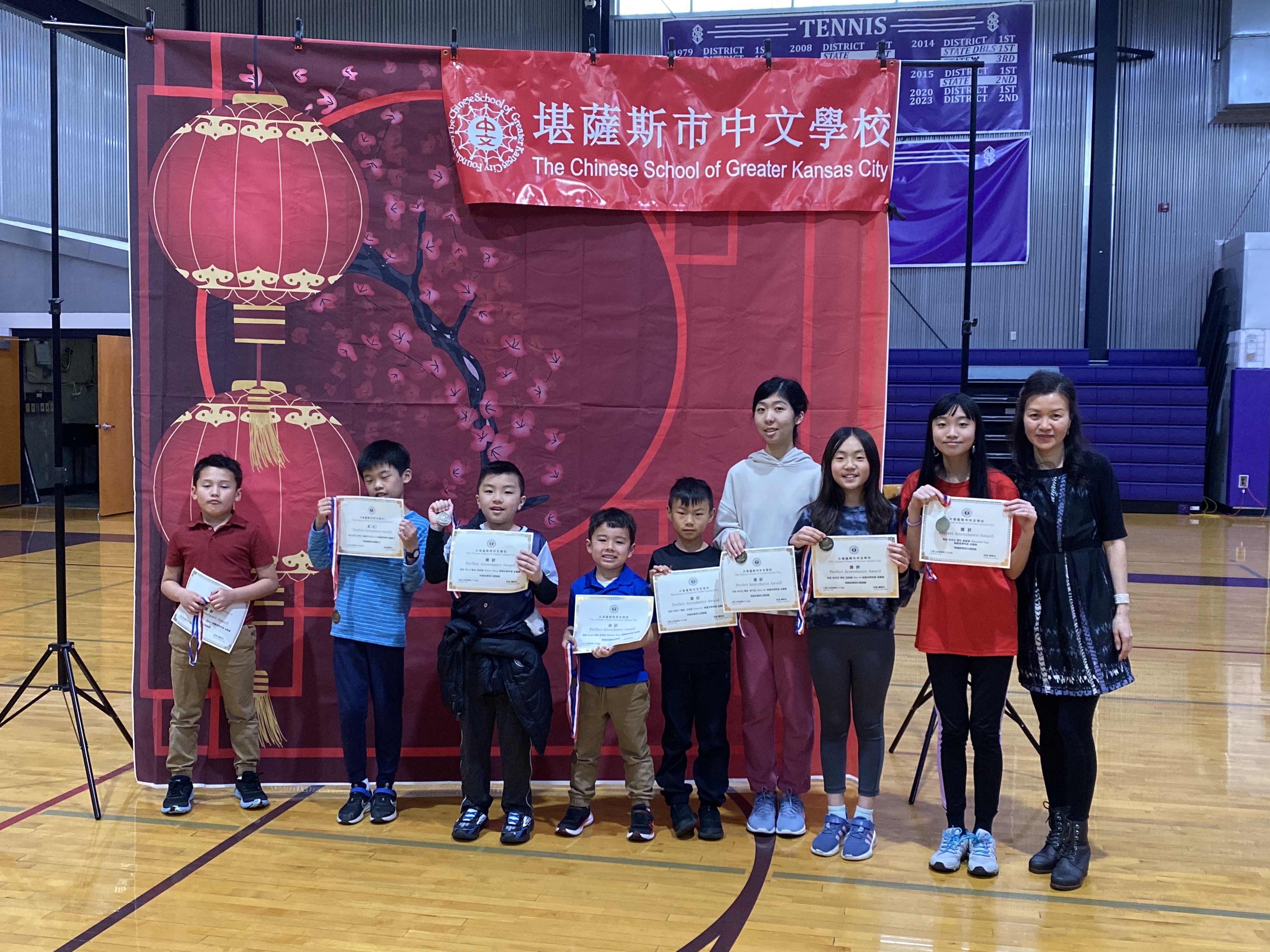 全勤獎:全年無缺課的學生