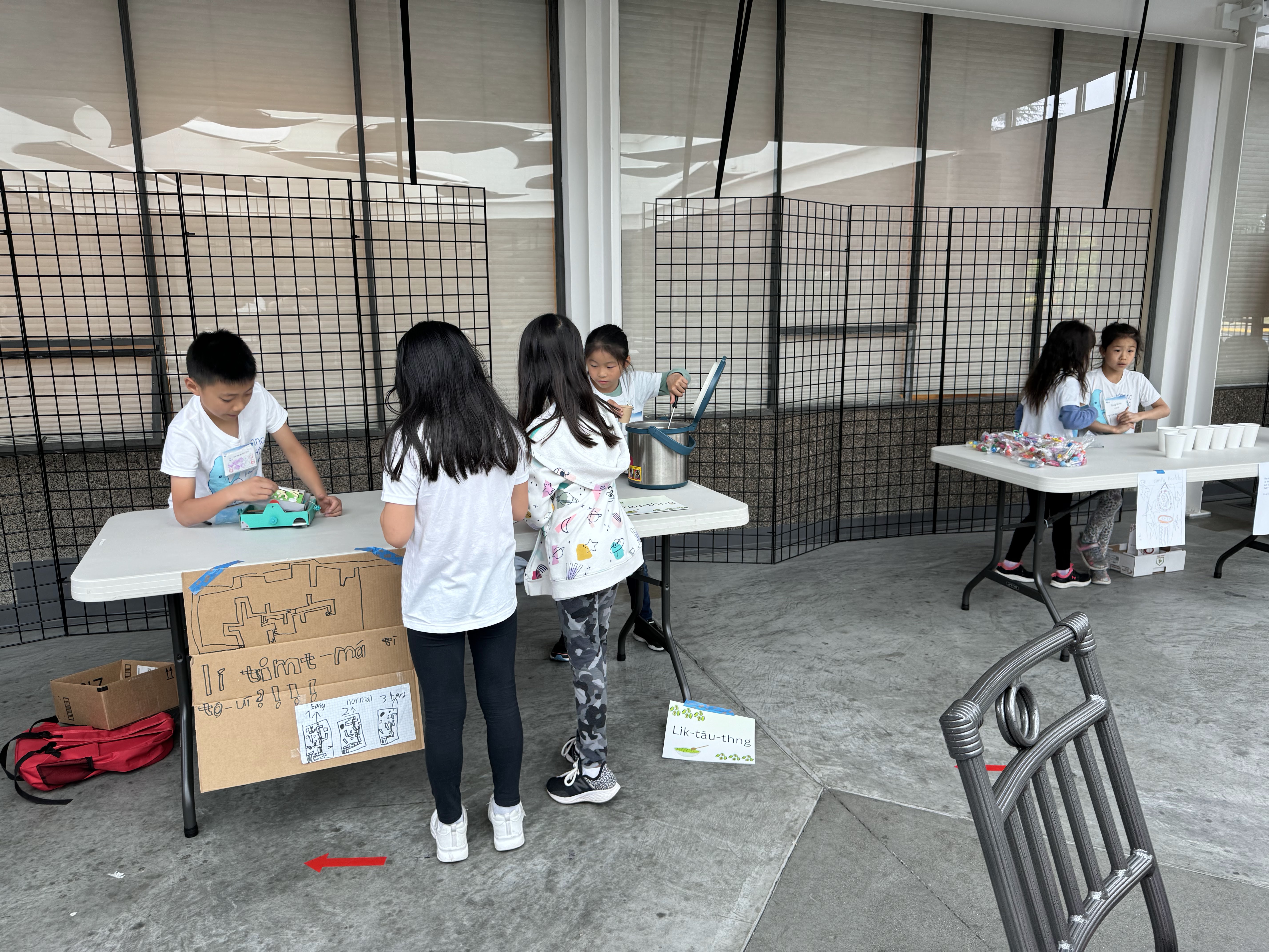 園遊會－學員設計的小吃、遊戲攤