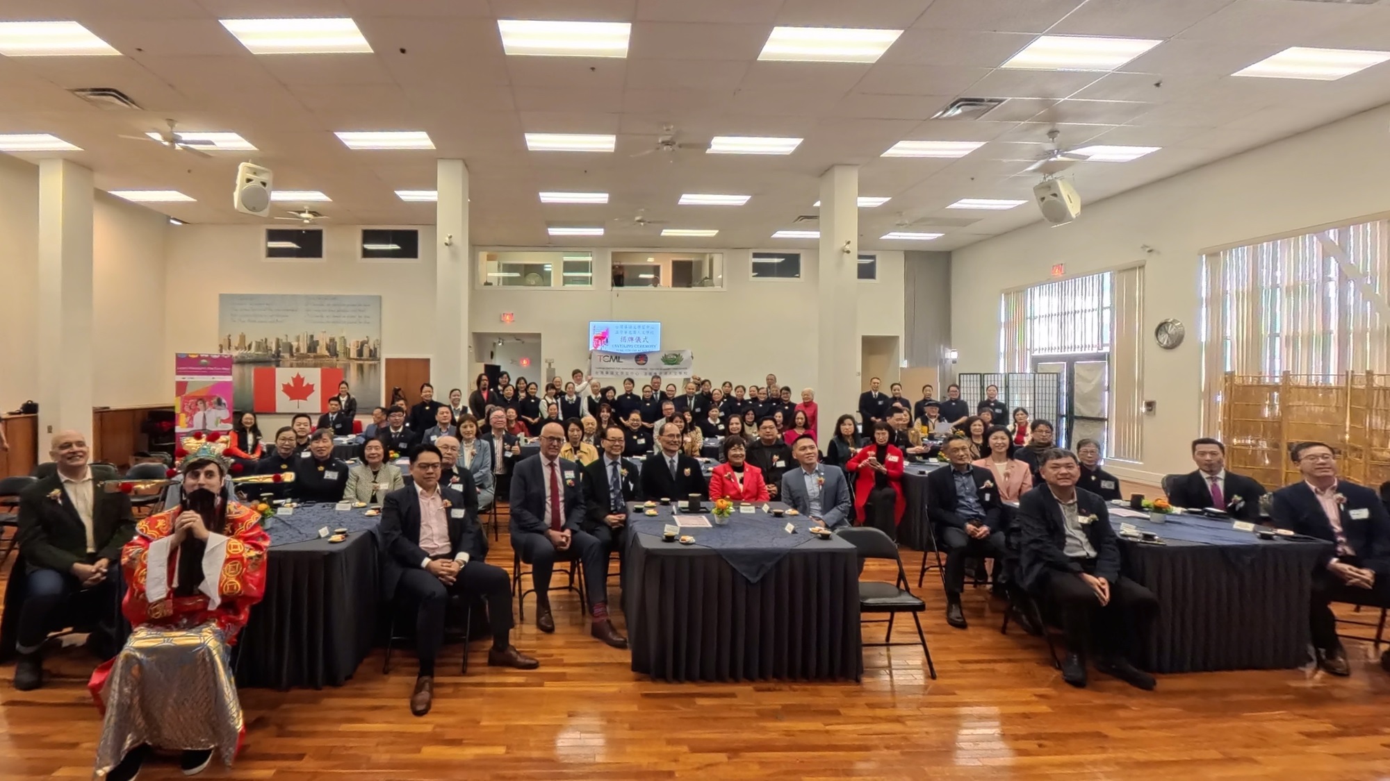 逾130位參與見證歷史時刻