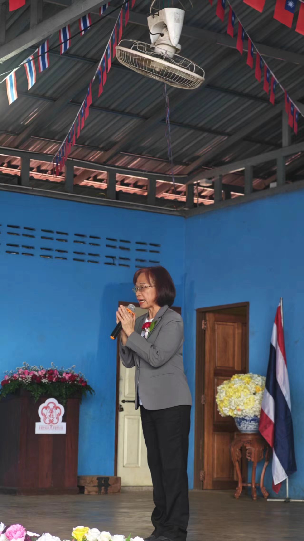 泰國台灣商會聯合總會永遠名譽總會長郭修敏女士致詞