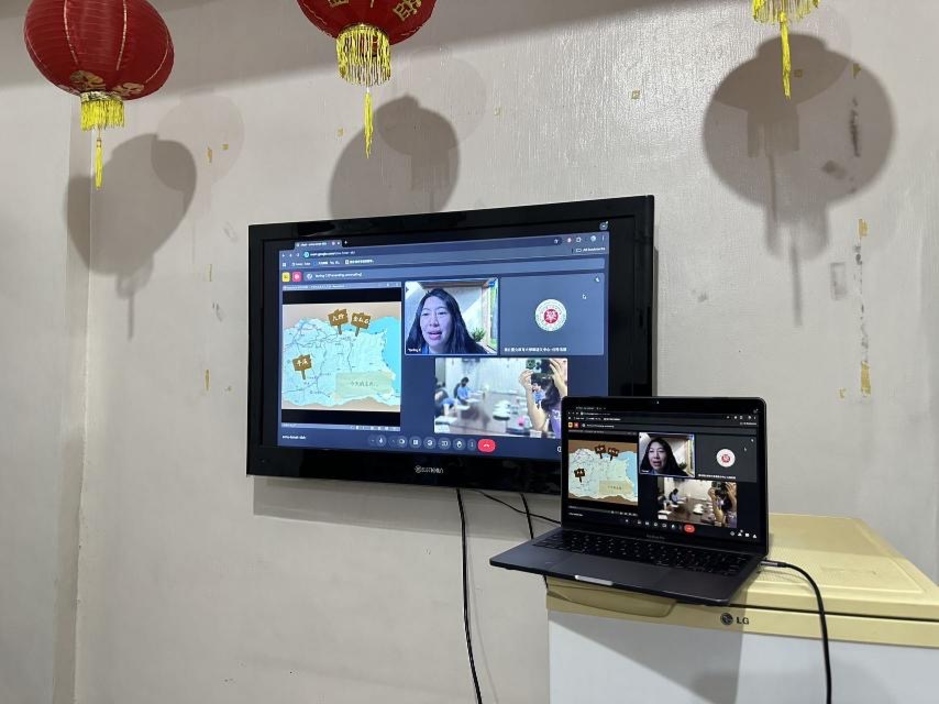 「臺灣觀光」場次學生與臺灣華語文教師進行即時互動，了解臺灣觀光景點及歷史文化，激發對臺灣的興趣。