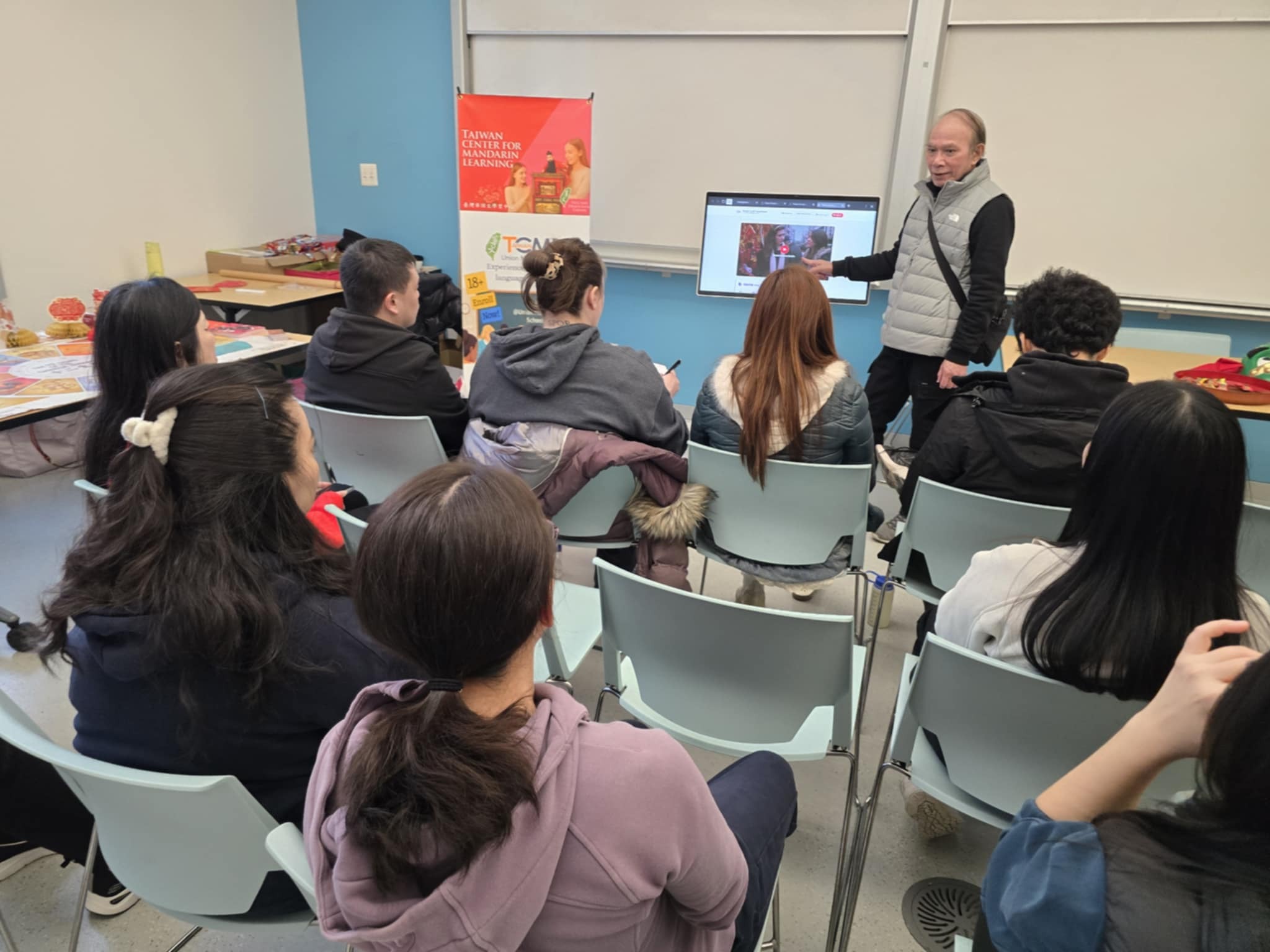 校長解說生成式AI應用於華語文學習